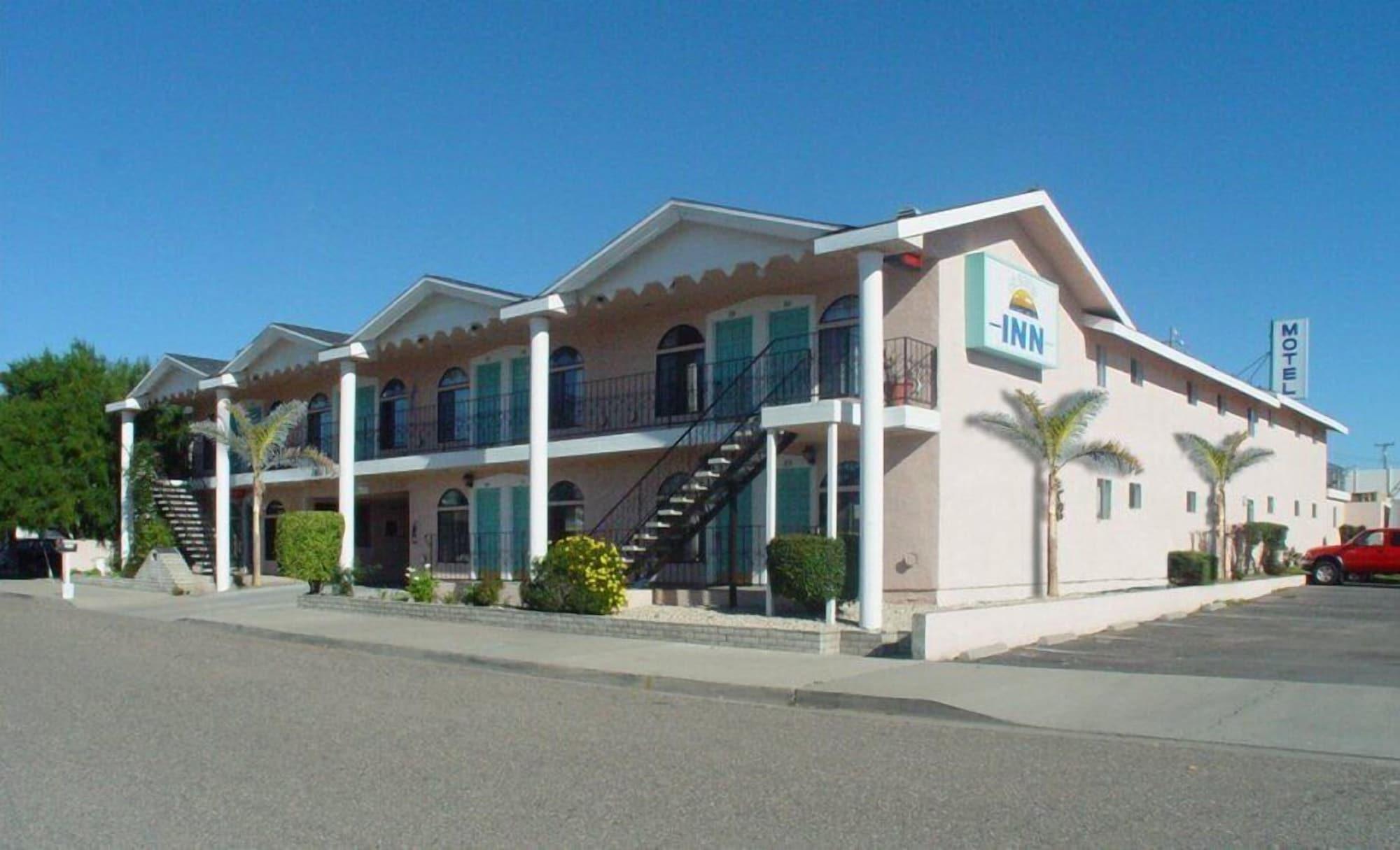 Varios Seaview Inn