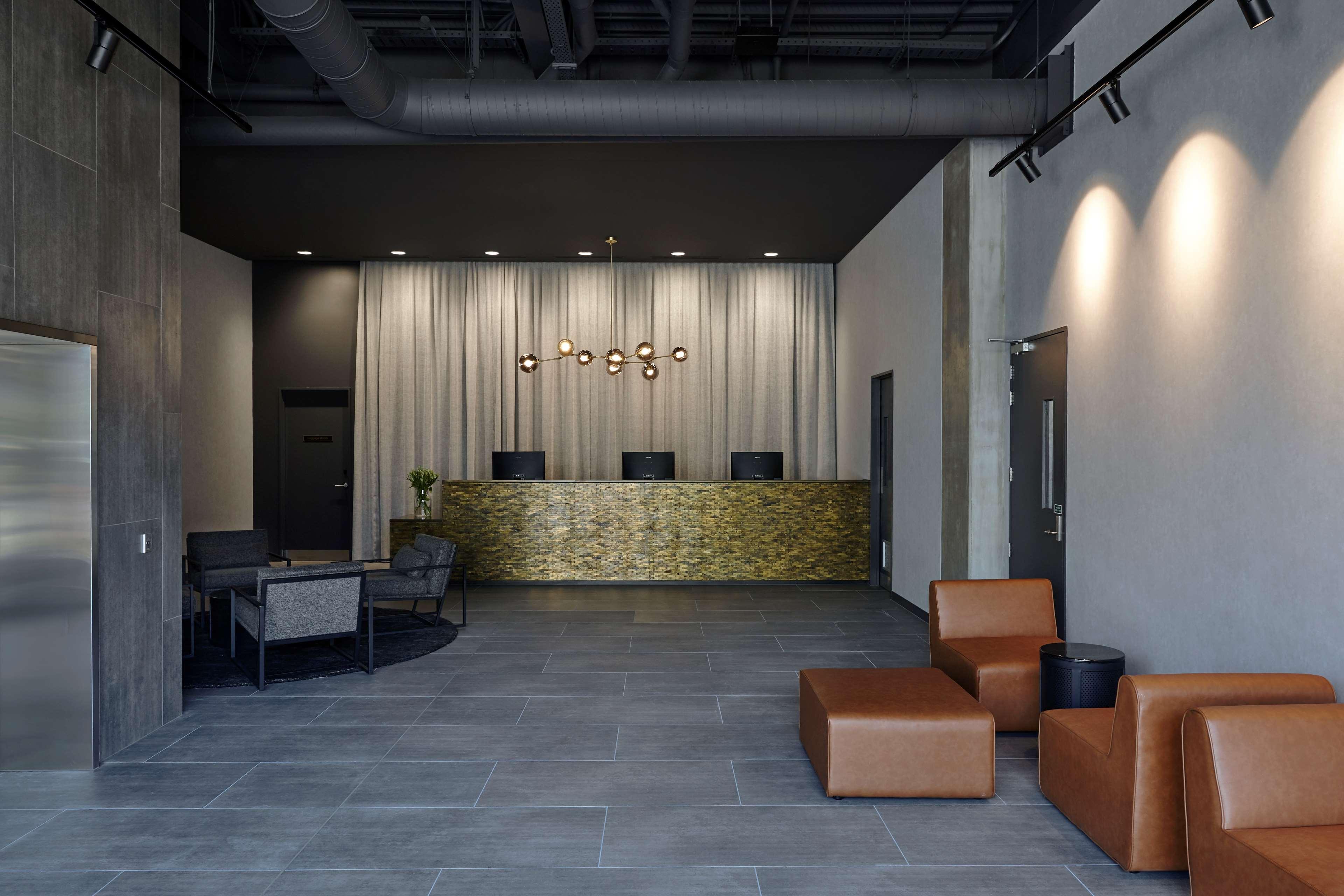 Vista Lobby Travelodge Hotel Auckland Wynyard Quarter