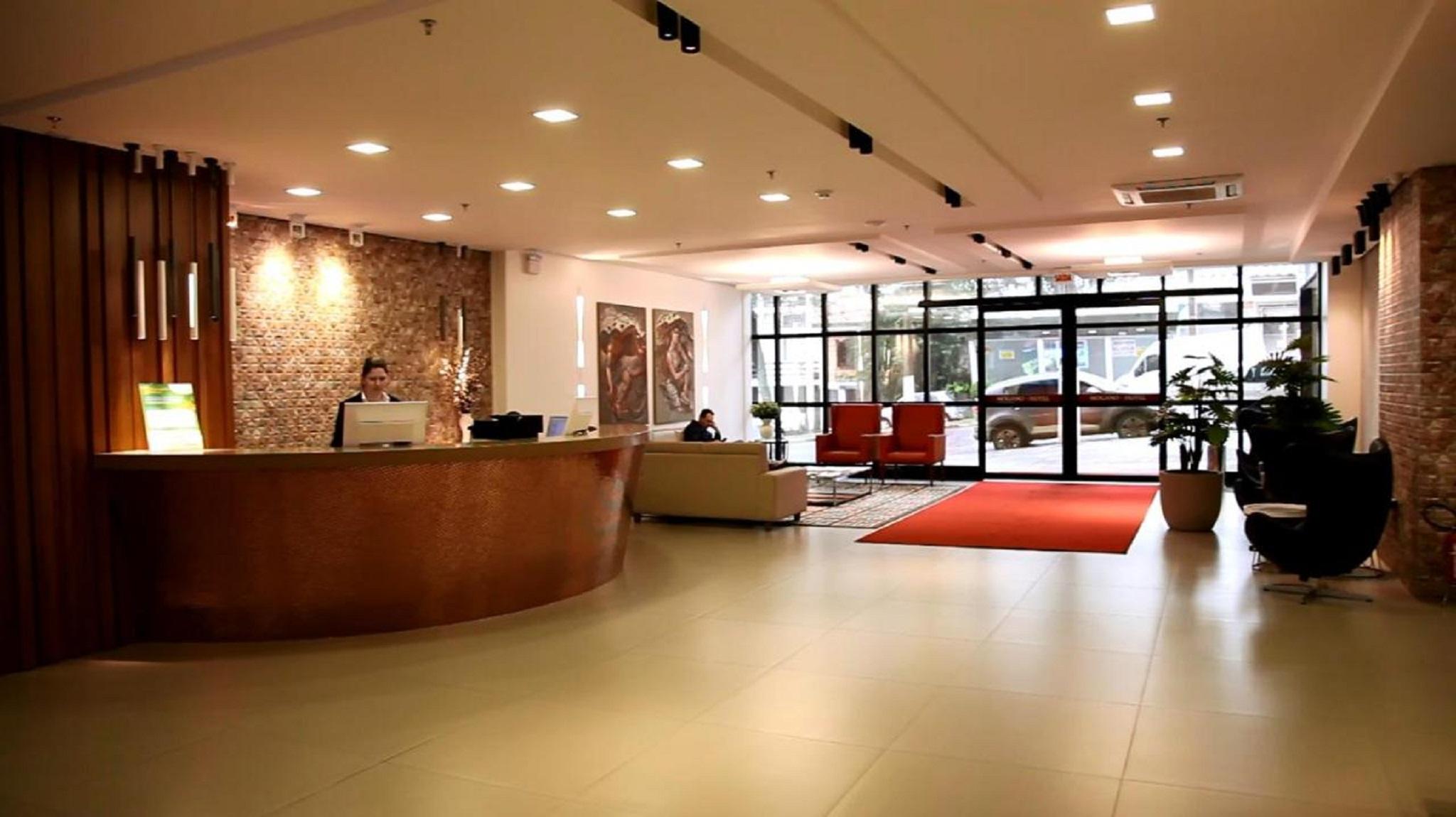 Vista Lobby Mogano Premium Hotel