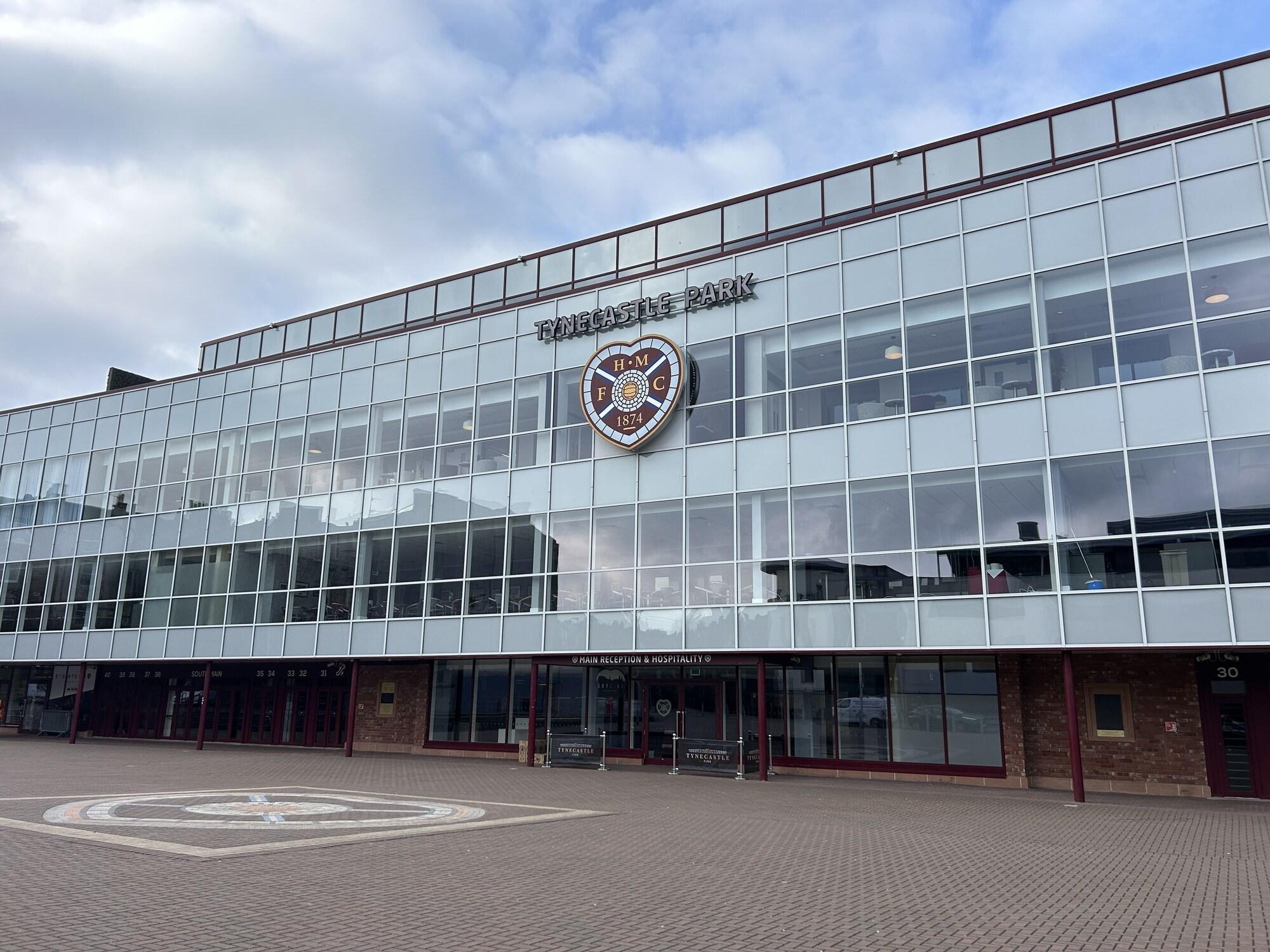 Varios Tynecastle Park Hotel