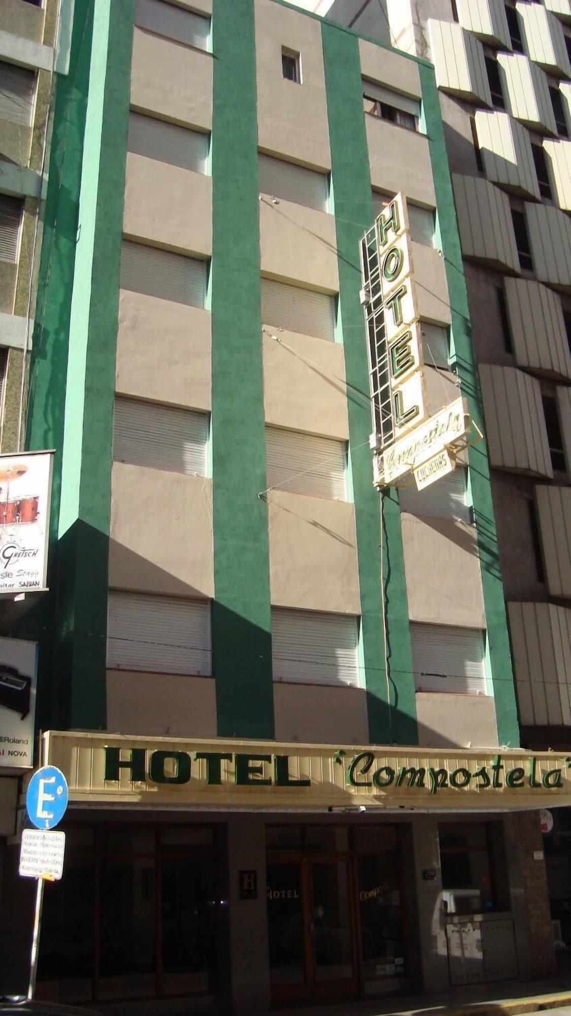 Vista Exterior Hotel Compostela