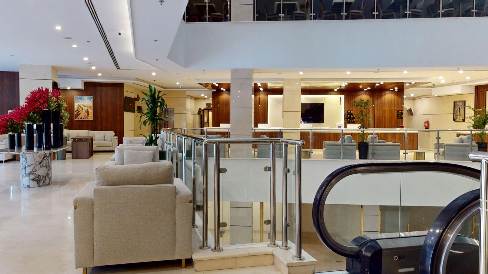Vista Lobby Gewar Alandalus Hotel