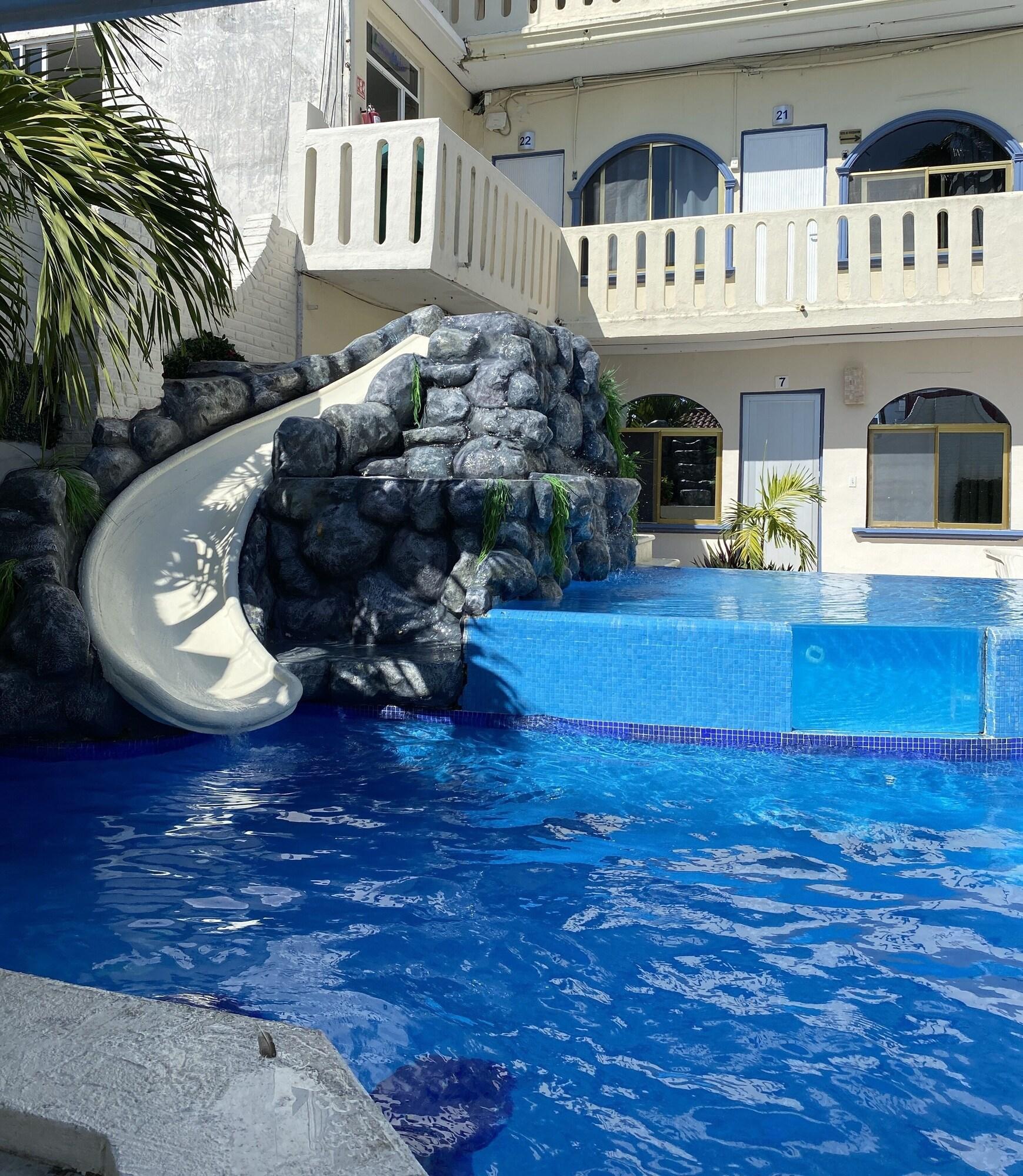 Vista Exterior Hotel Playa de Oro