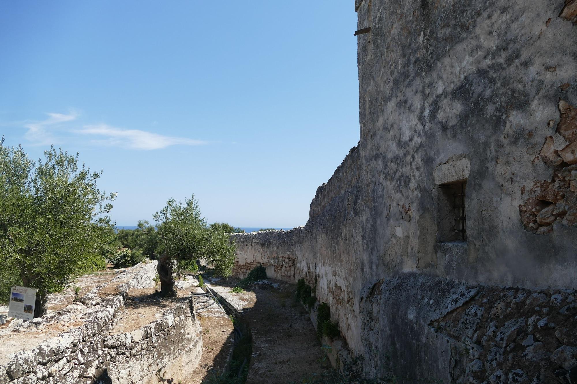 Vista Exterior Masseria Spina Resort