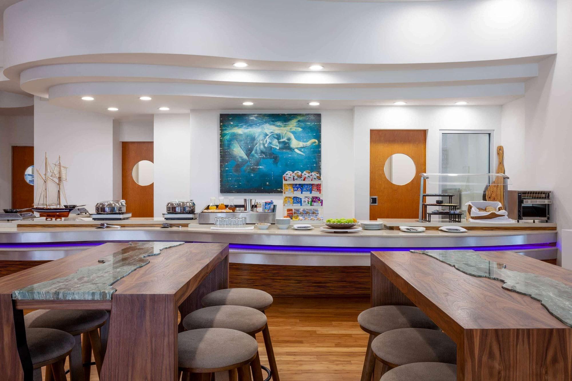 Restaurant Maritime Hotel Fort Lauderdale Airport & Cruiseport
