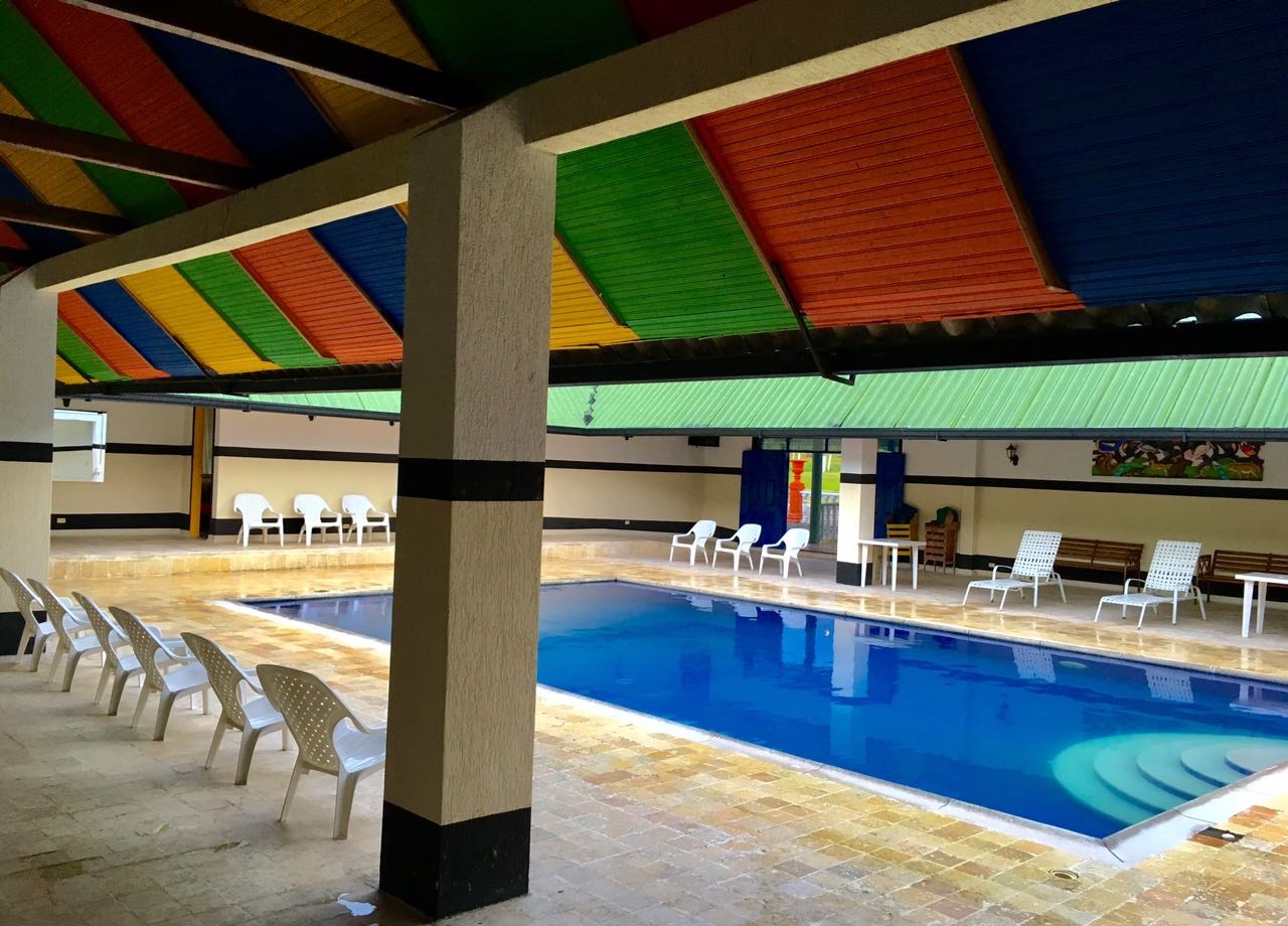 Vista Piscina Hotel Los Colores de Ariari