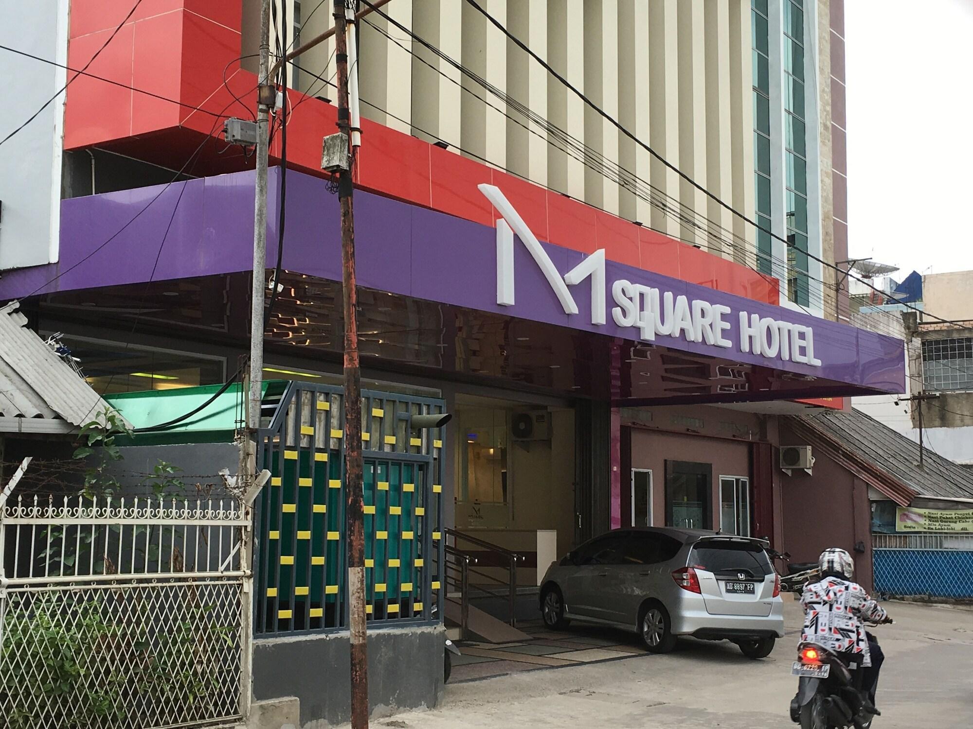 Vista Exterior Msquare Hotel