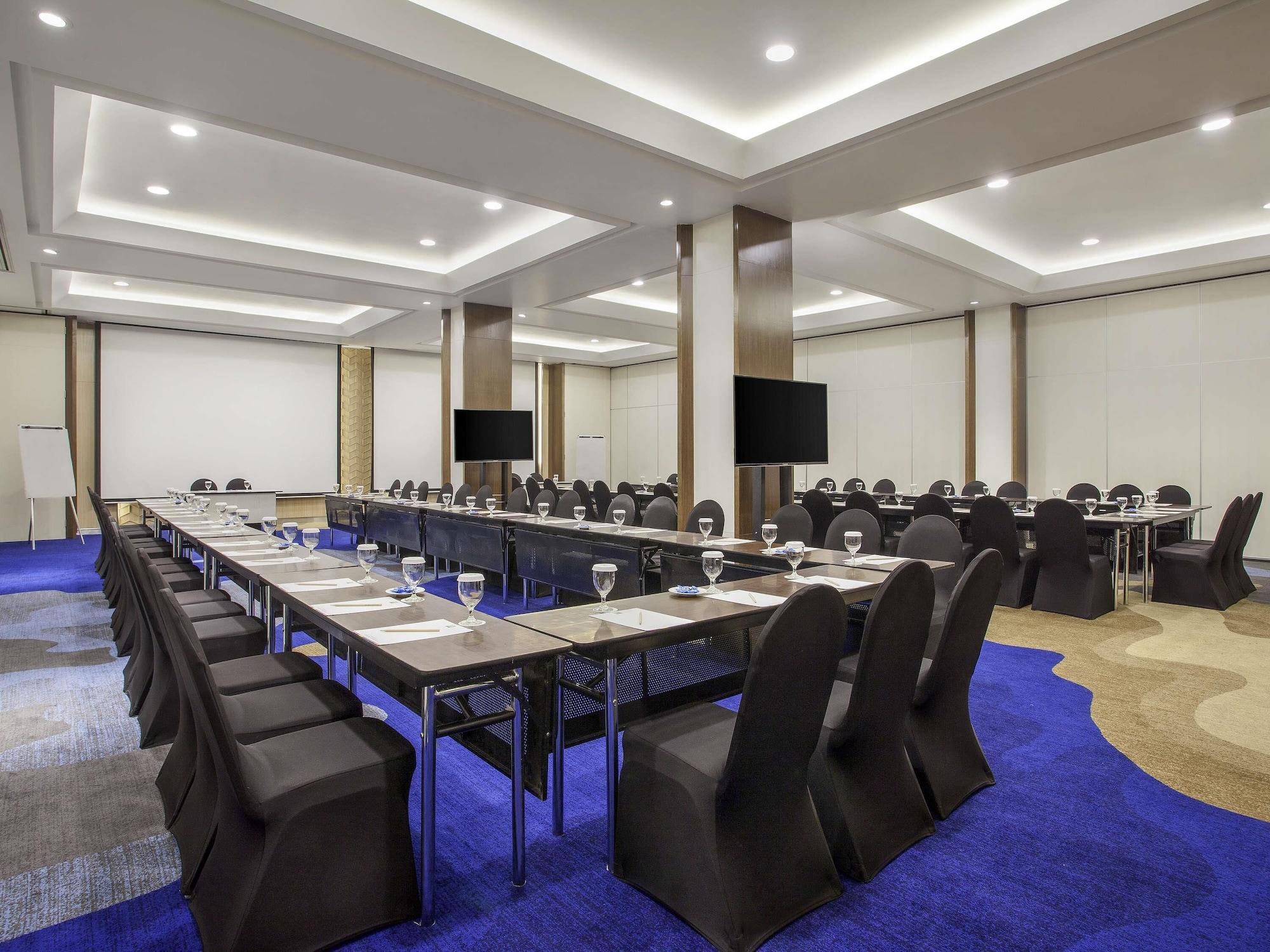 Sala de Reuniones Ibis Styles Jakarta Sunter
