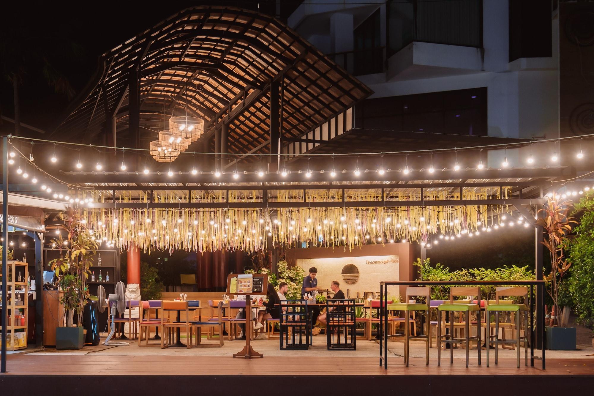 Restaurant The Lunar Patong