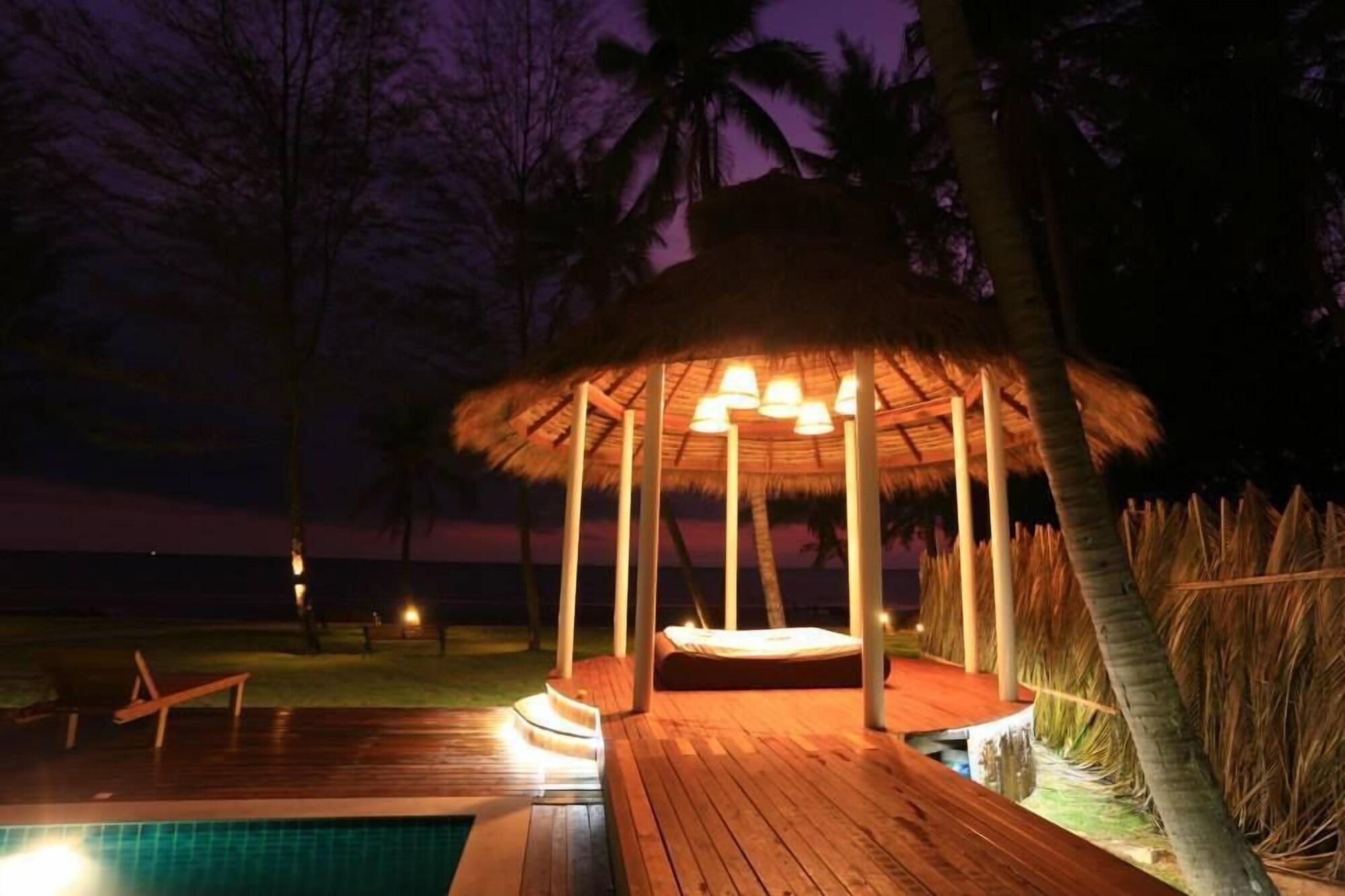 Spa Meet The Sea Resort