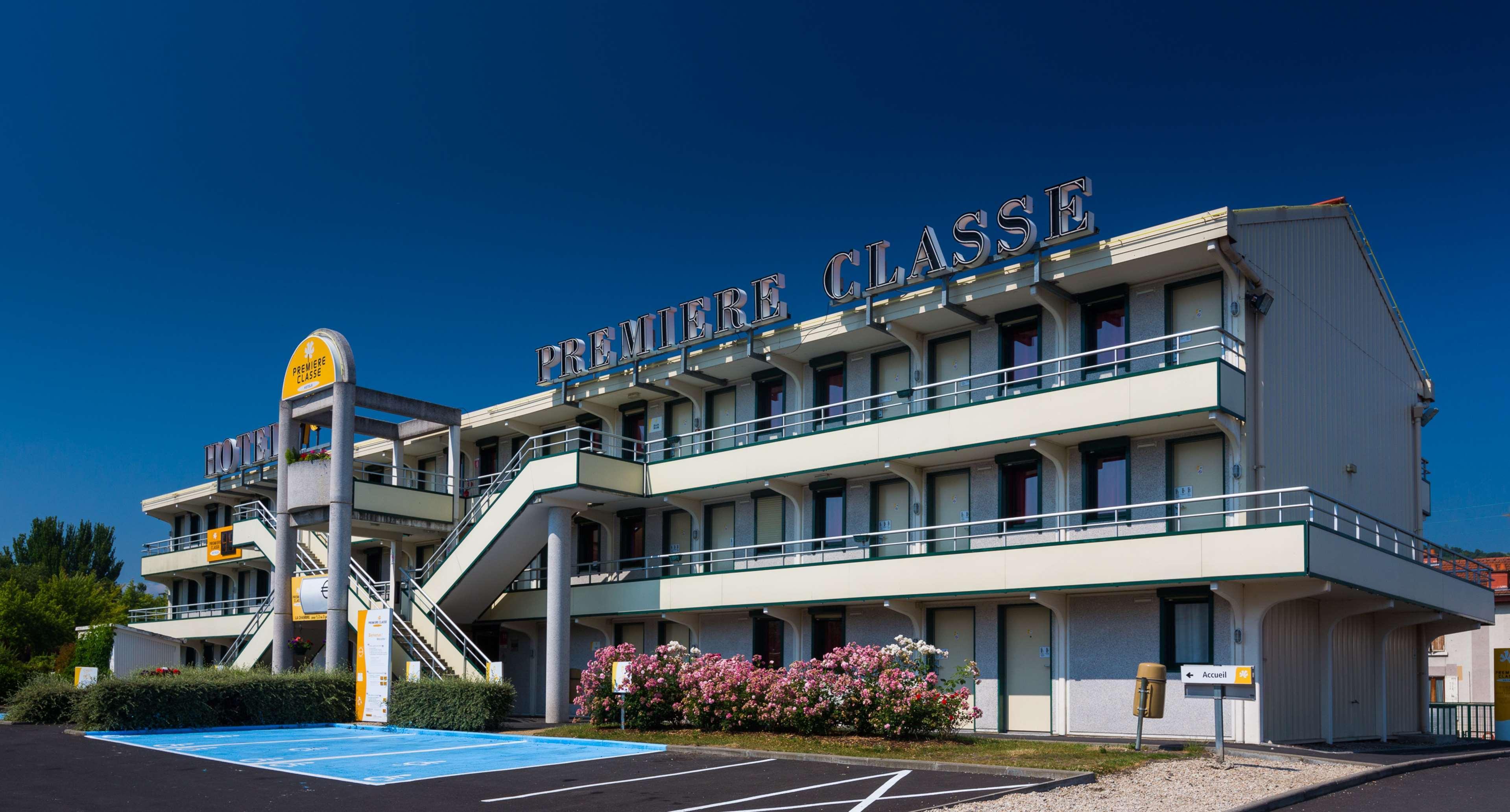 Vista Exterior Premiere Classe Clermont Ferrand Nord