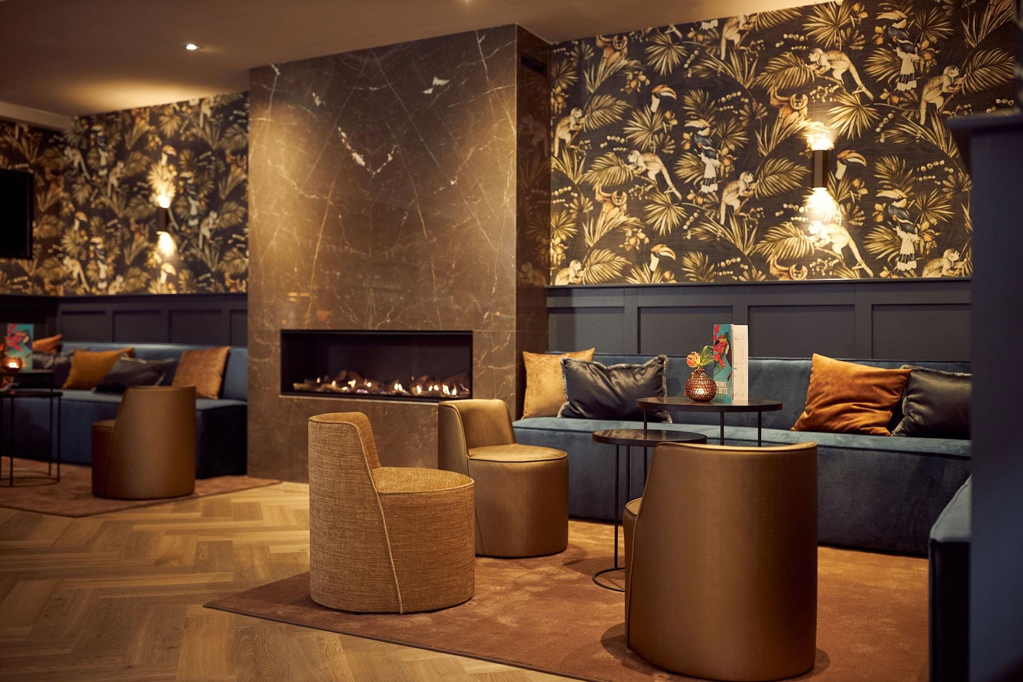 Bar/Salón Van der Valk Hotel Groningen - Zuidbroek A7