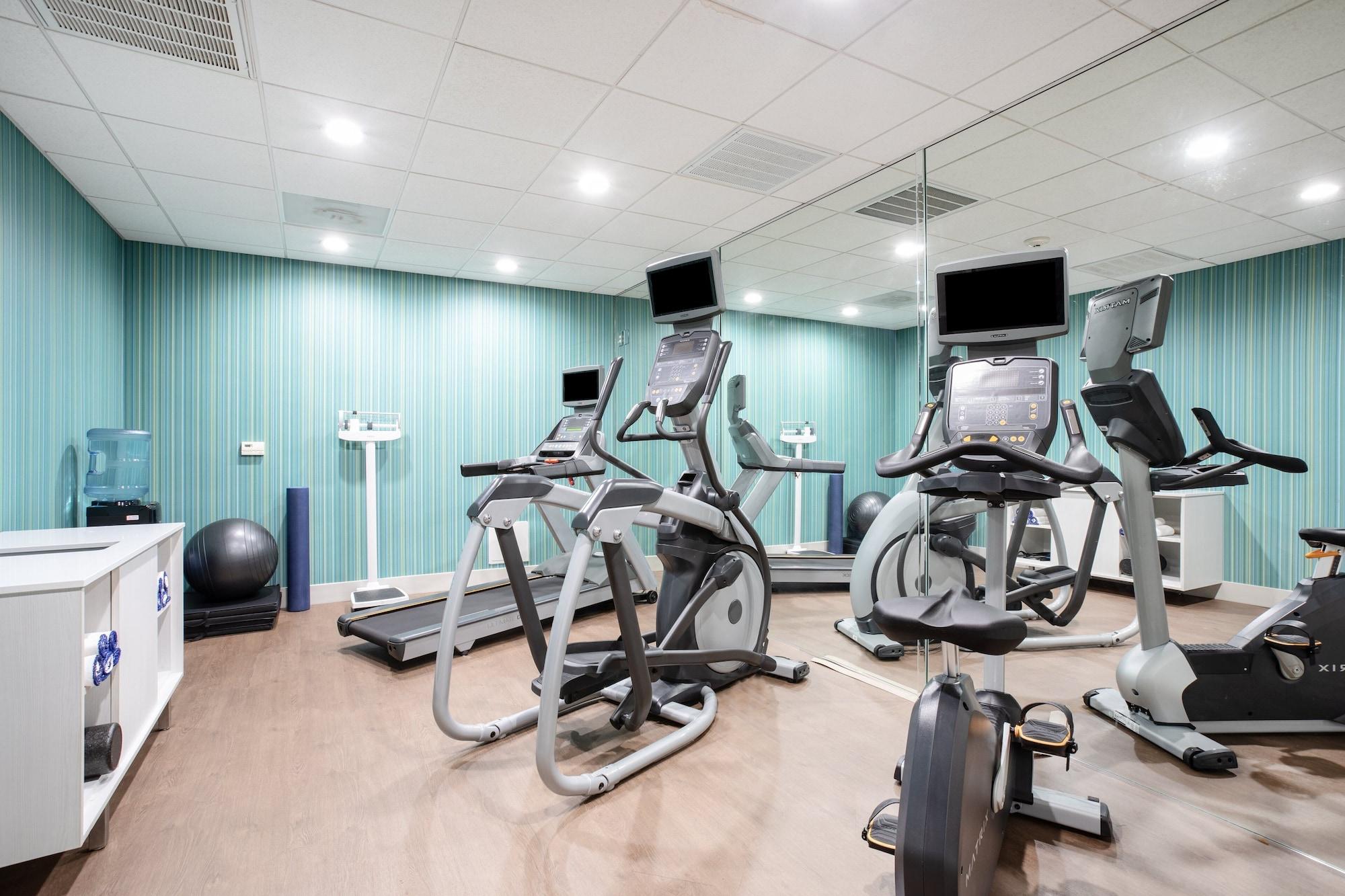 Gimnasio Holiday Inn Express & Suites Chowchilla - Yosemite Park Area by IHG