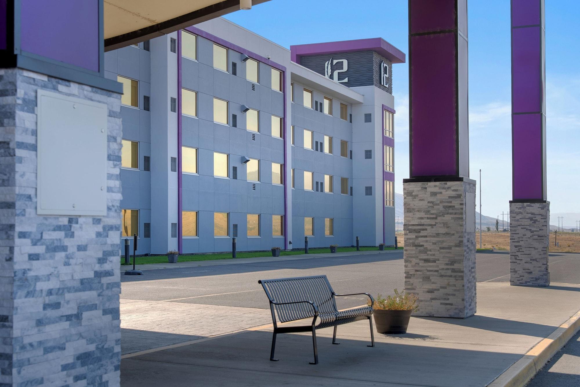 Vista Exterior 12 Tribes Omak Casino Hotel