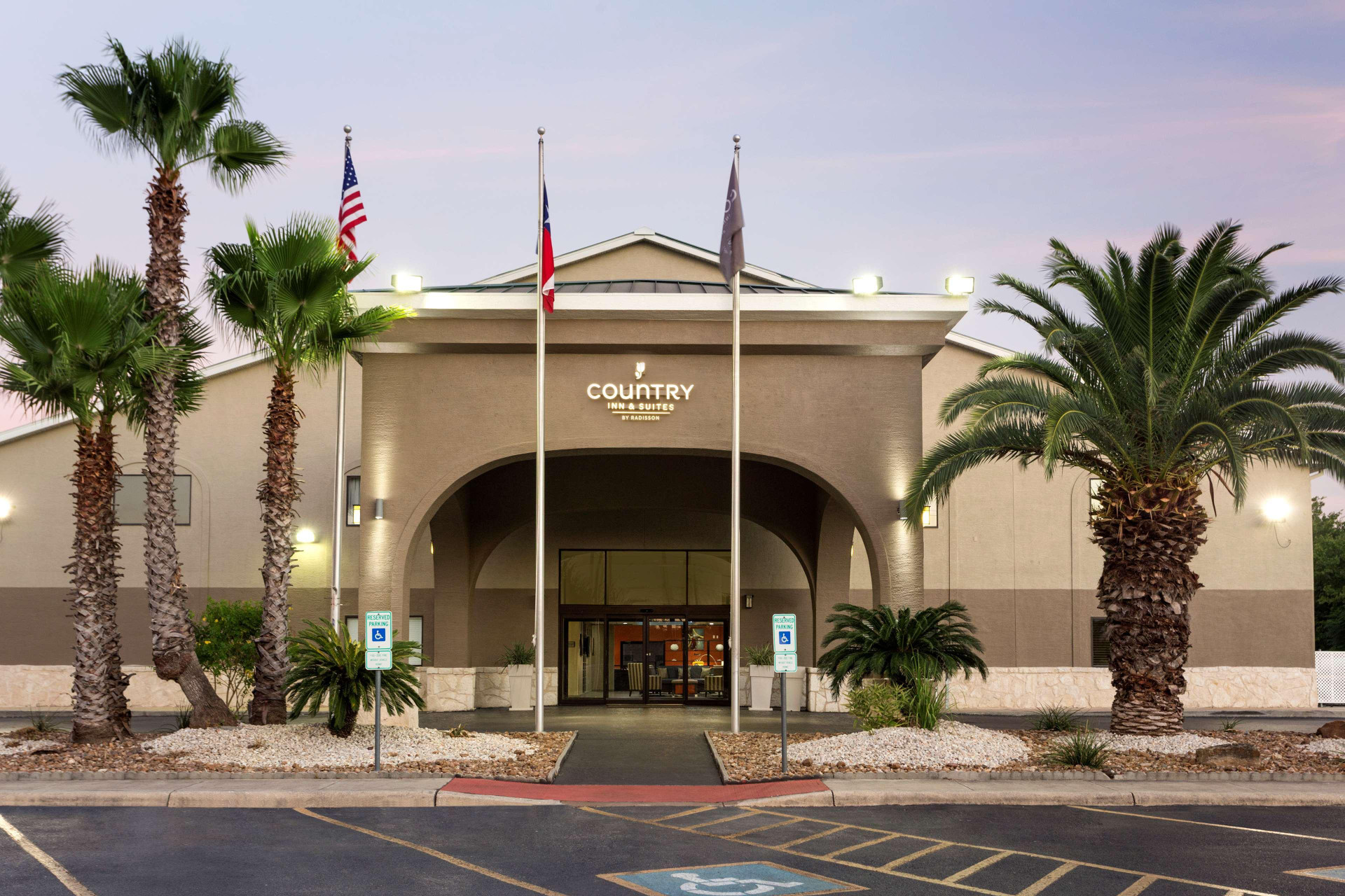 Vista Exterior Country Inn & Suites by Radisson, Lackland AFB (San Antonio), TX