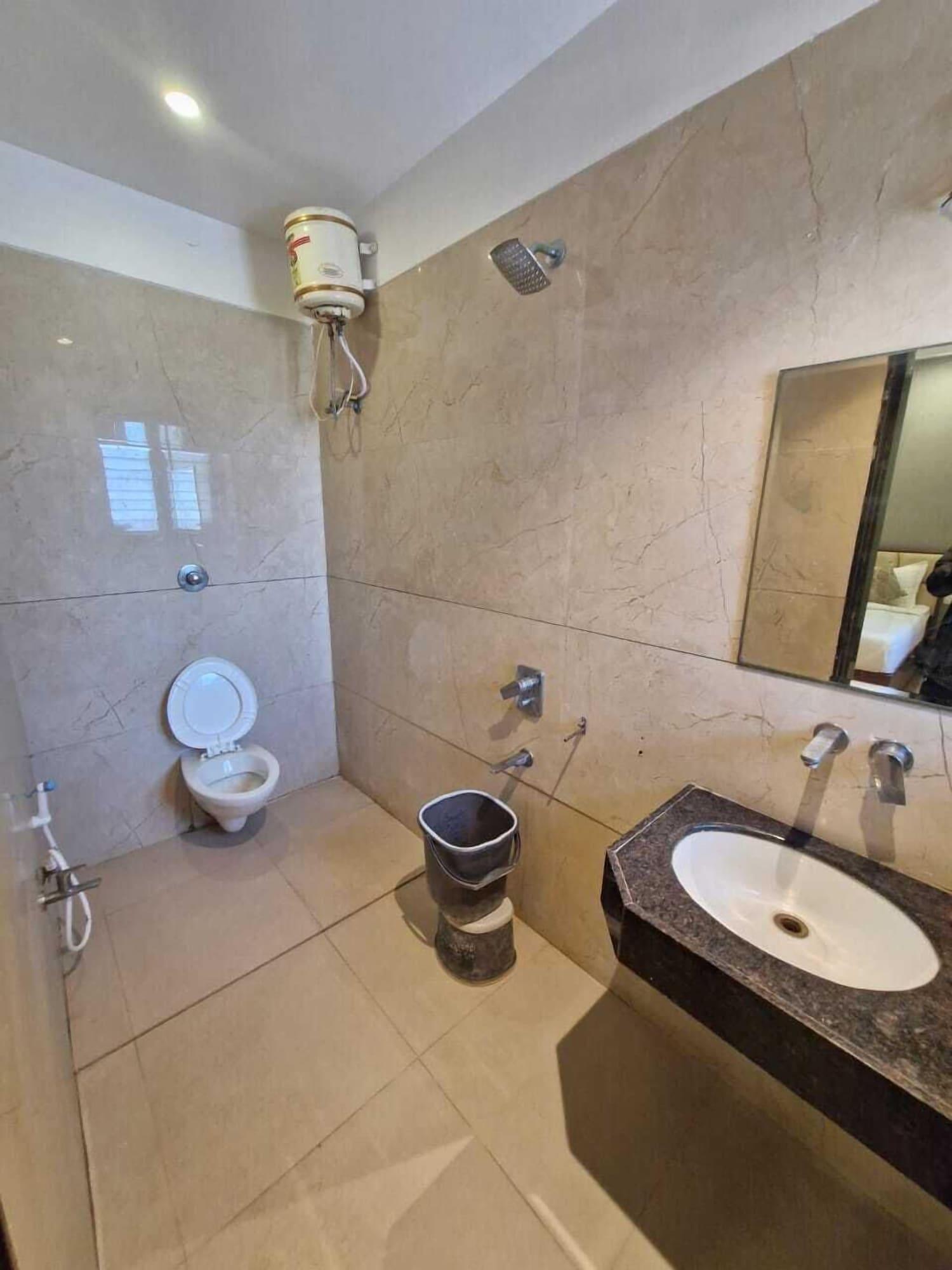 Equipamiento de Habitación Visawa Palace Nanded