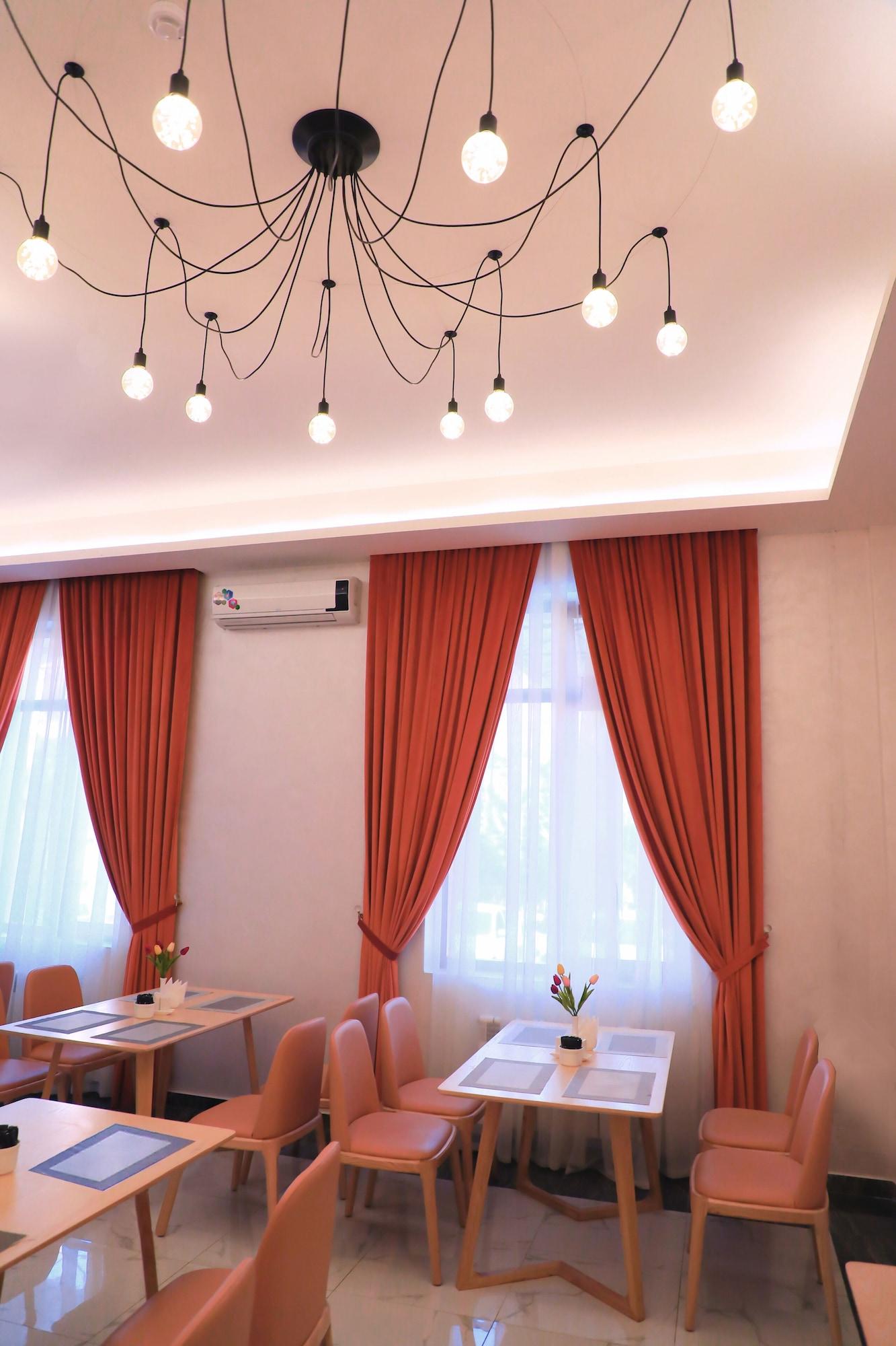 Restaurant City Inn Hotel