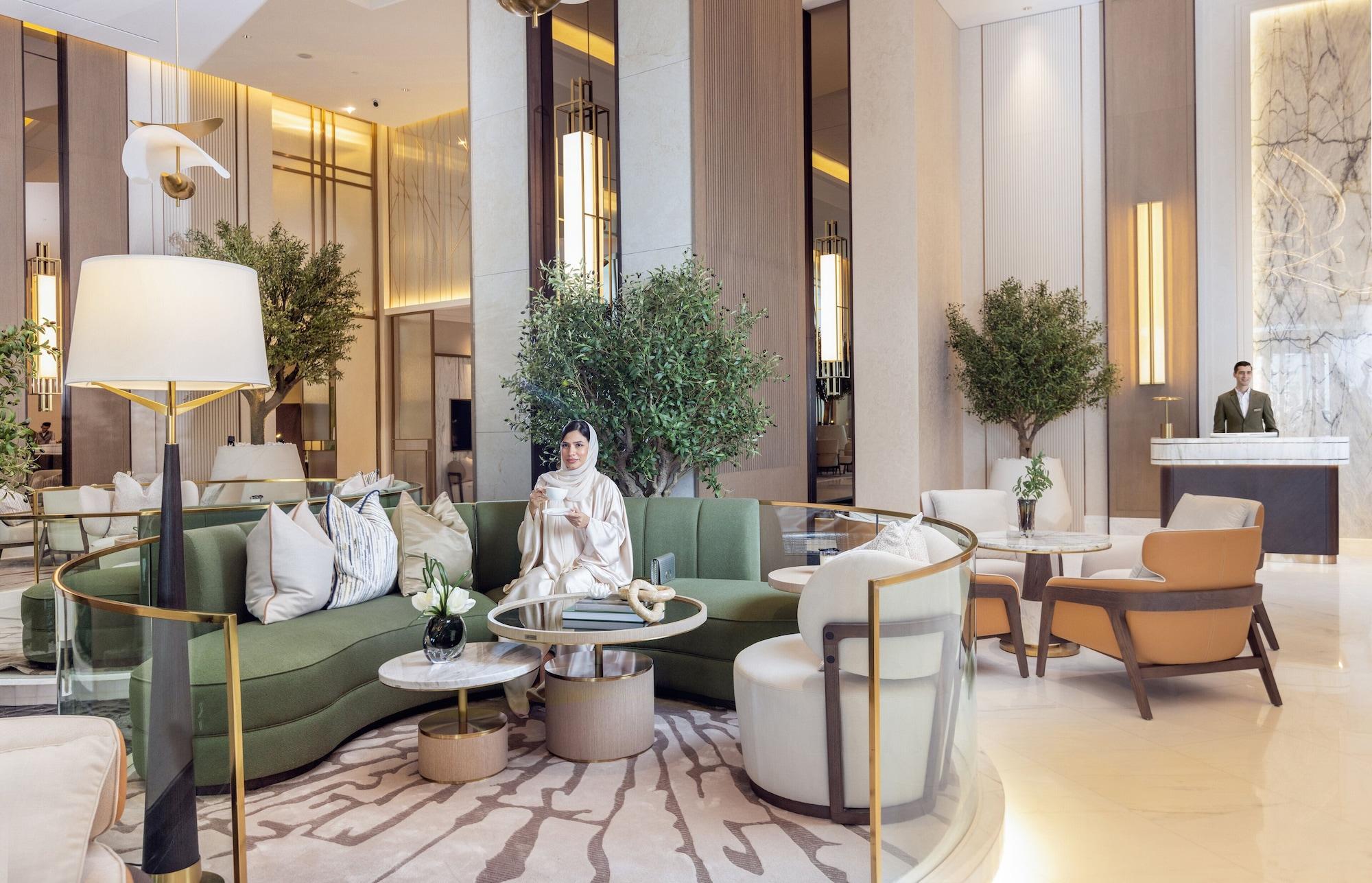 Vista Lobby Onyx Rotana