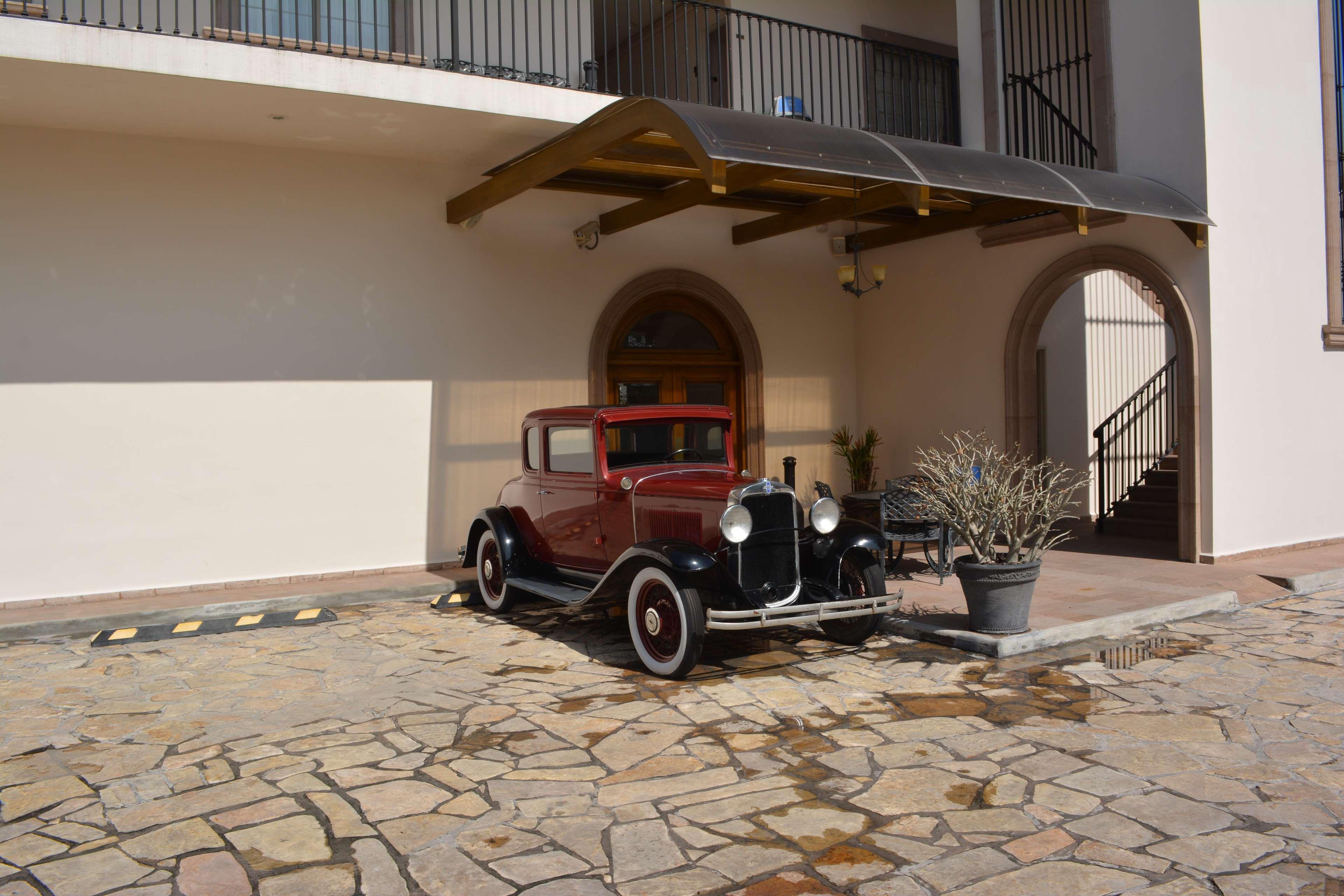 Vista Exterior Best Western Centro Cadereyta