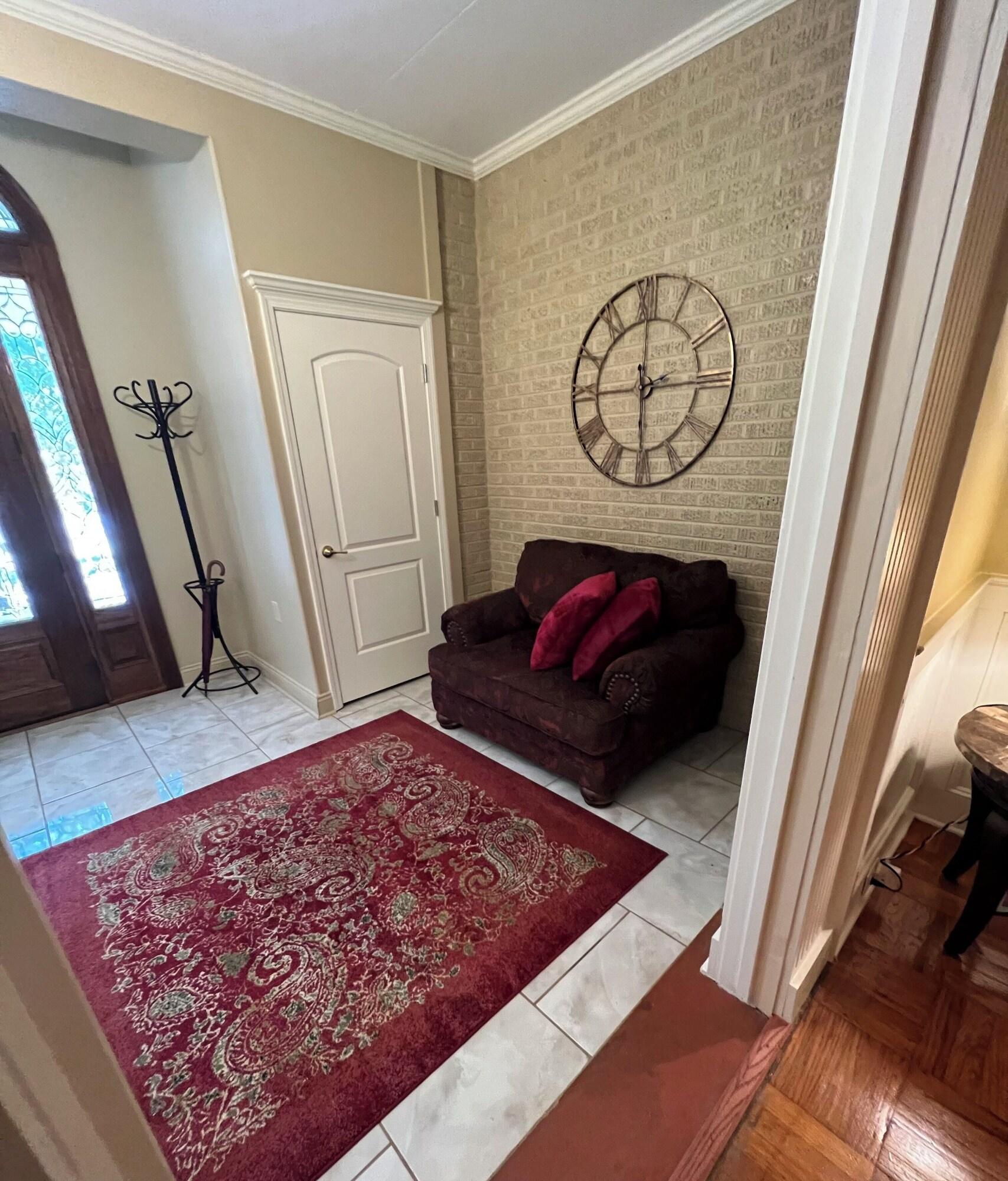 Vista Lobby Opus House