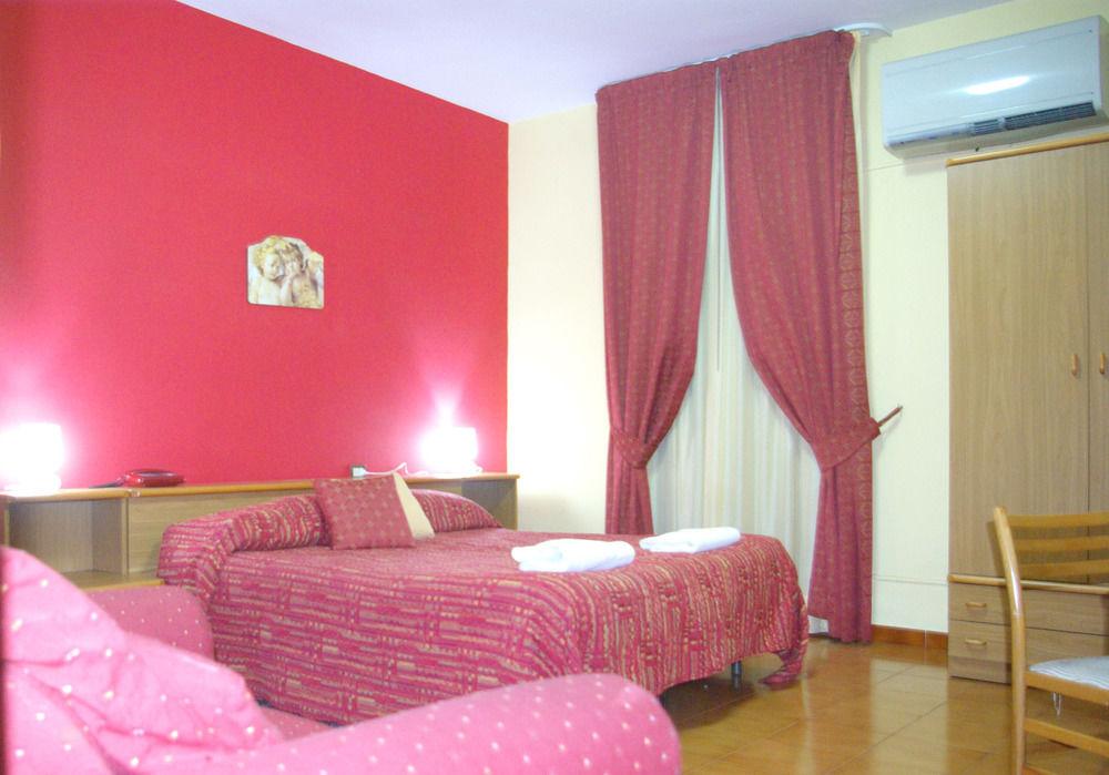 Habitación Hotel Natalina