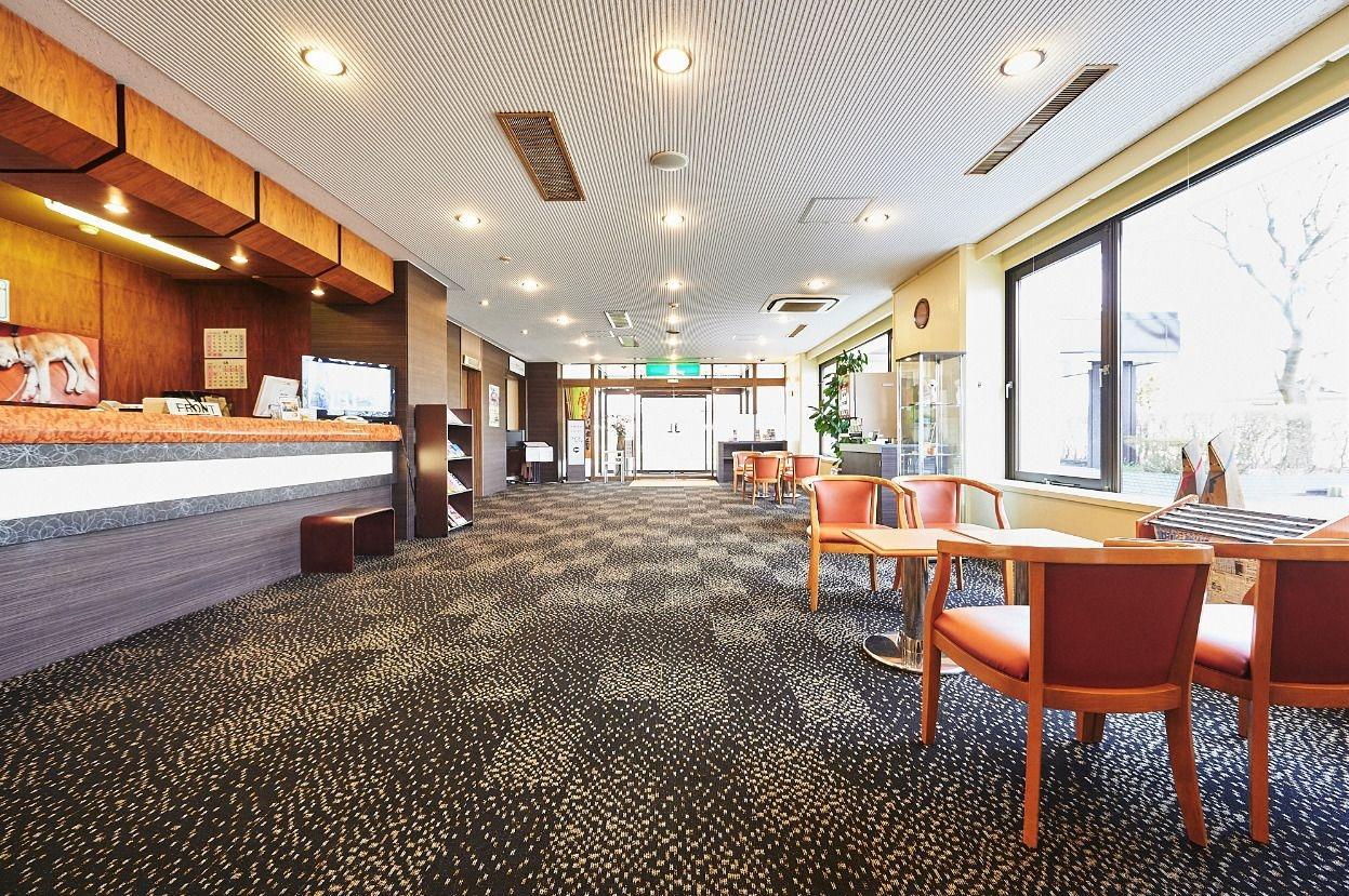 Vista Lobby Royal Hotel Odate