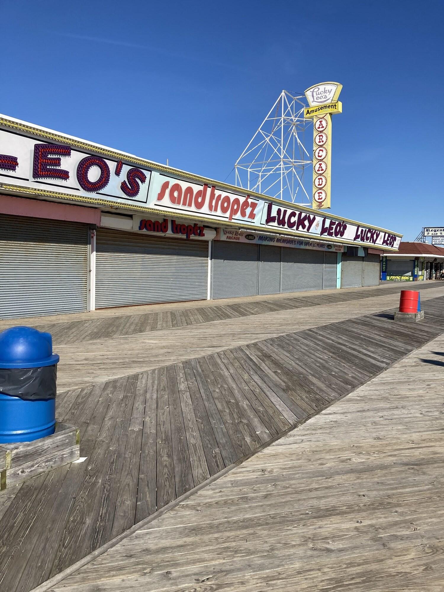 Instalaciones Recreativas Surfside Motel
