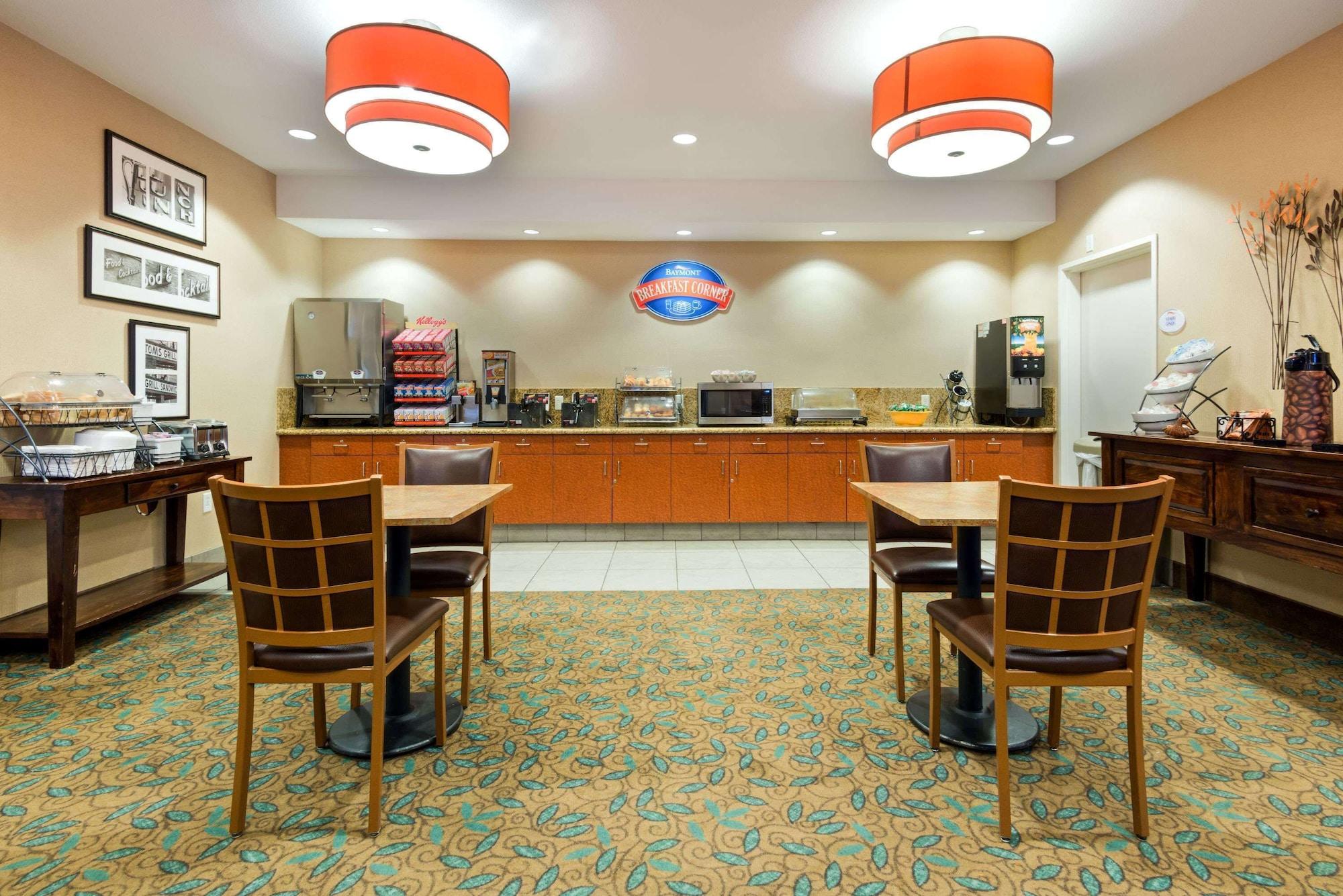 Restaurant Baymont by Wyndham Denver International Airport