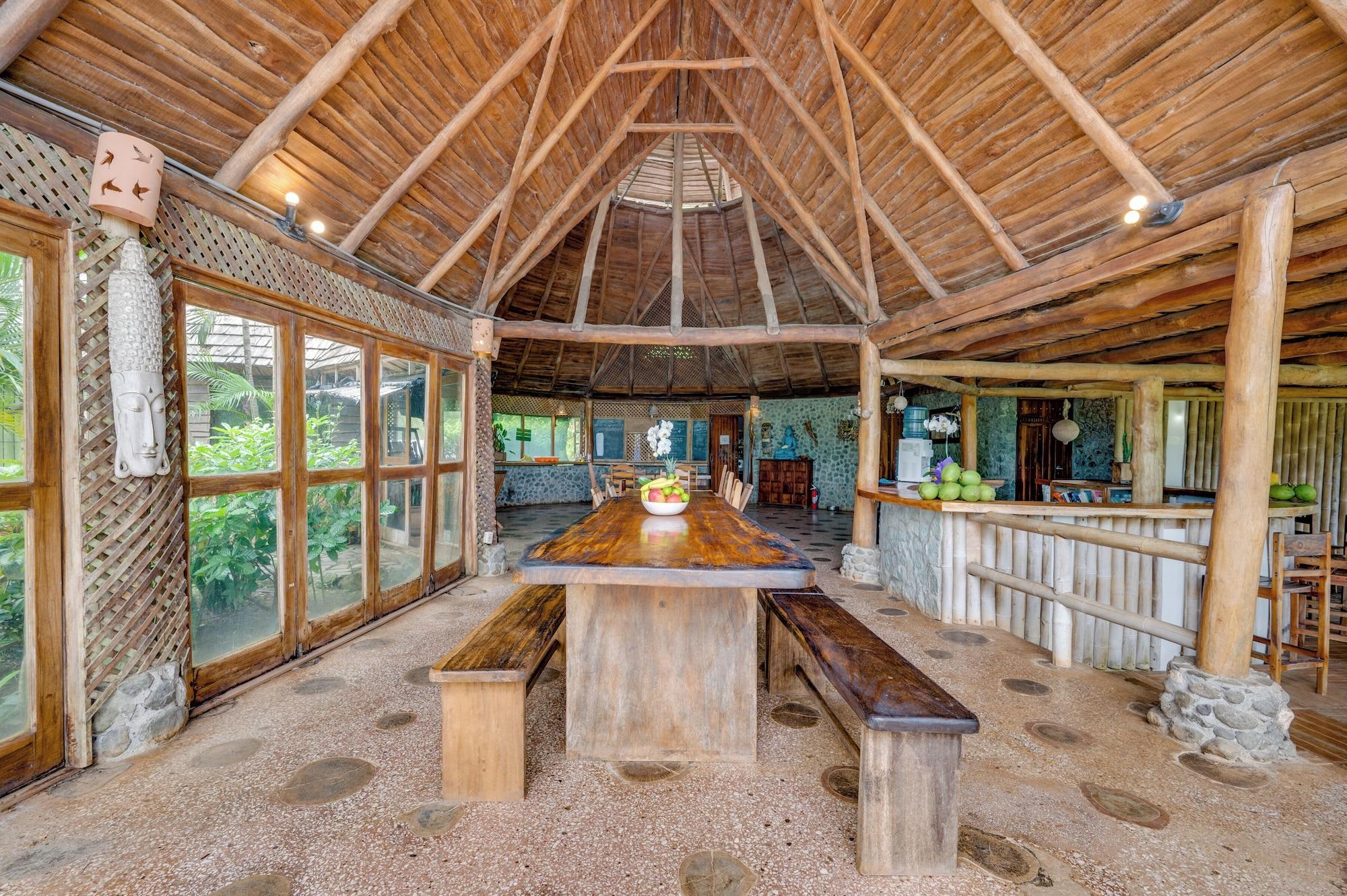 Vista Lobby El-Sabanero Eco Lodge