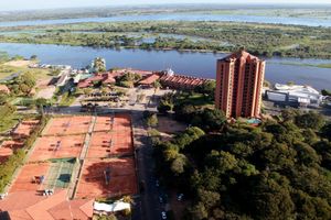 Alojamiento - Resort Yacht Y Golf Club Paraguayo