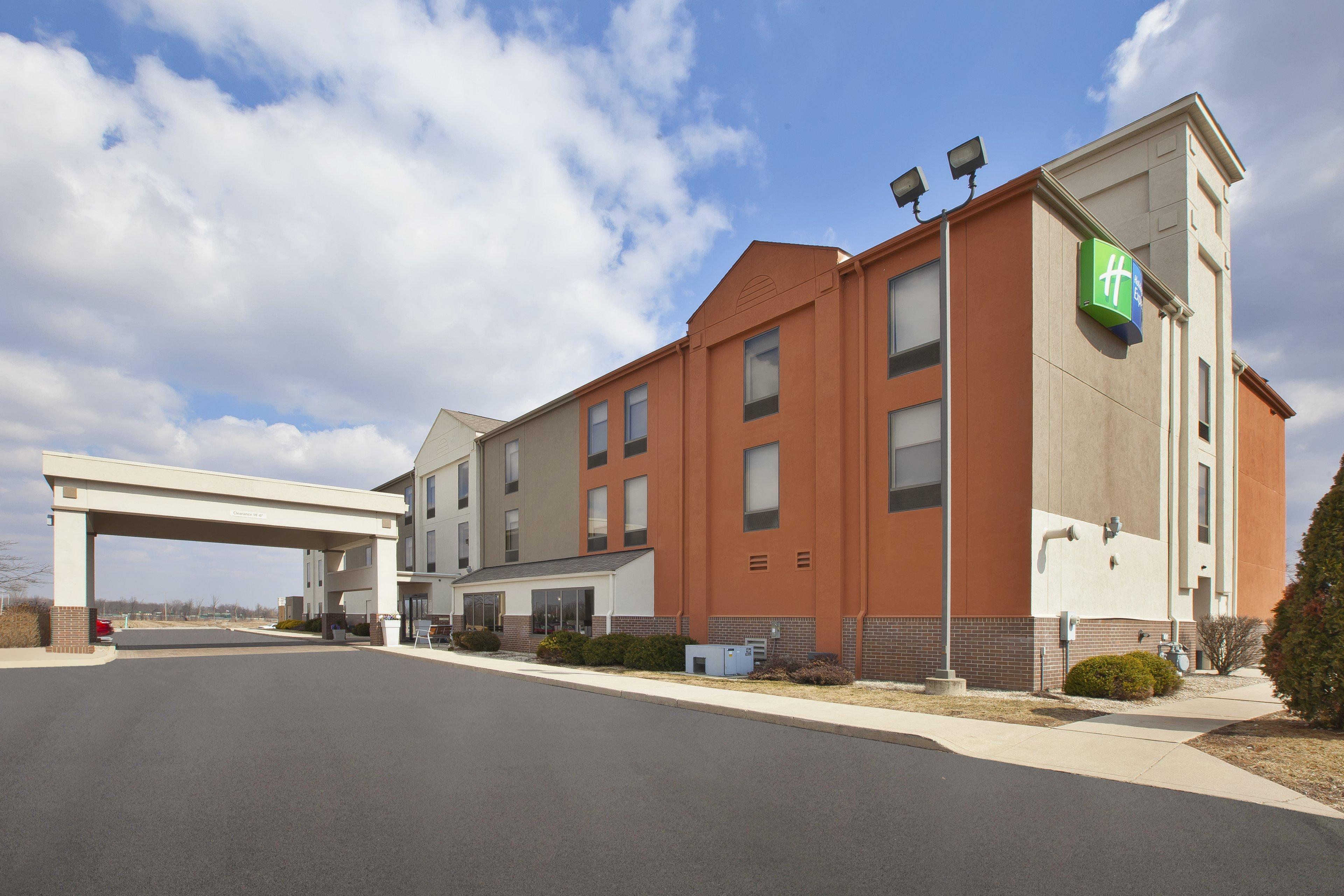 Vista Exterior Holiday Inn Express Tiffin by IHG