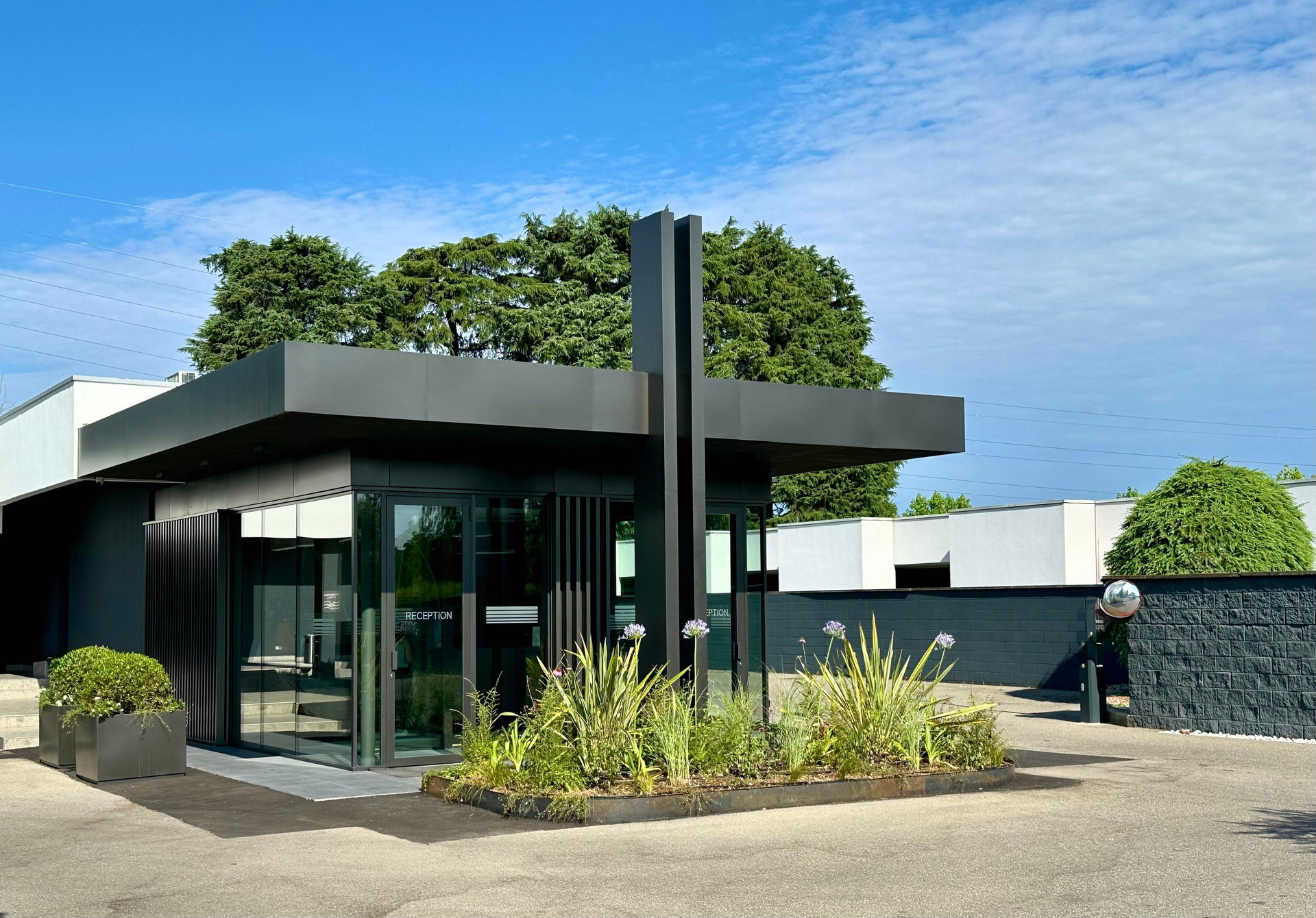 Vista Exterior Hotel Mealba