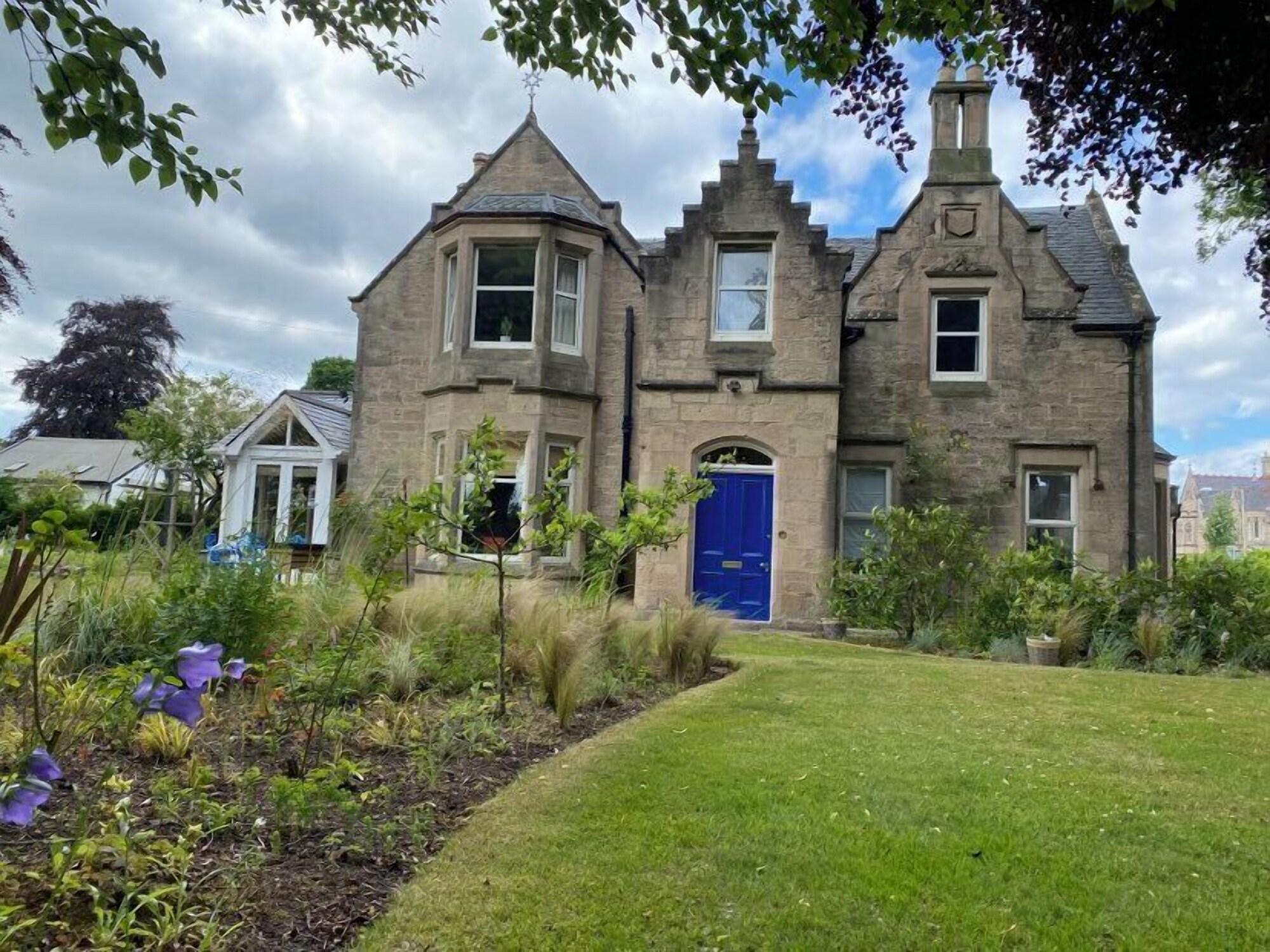 Varios Glen Lyon Lodge Bed & Breakfast