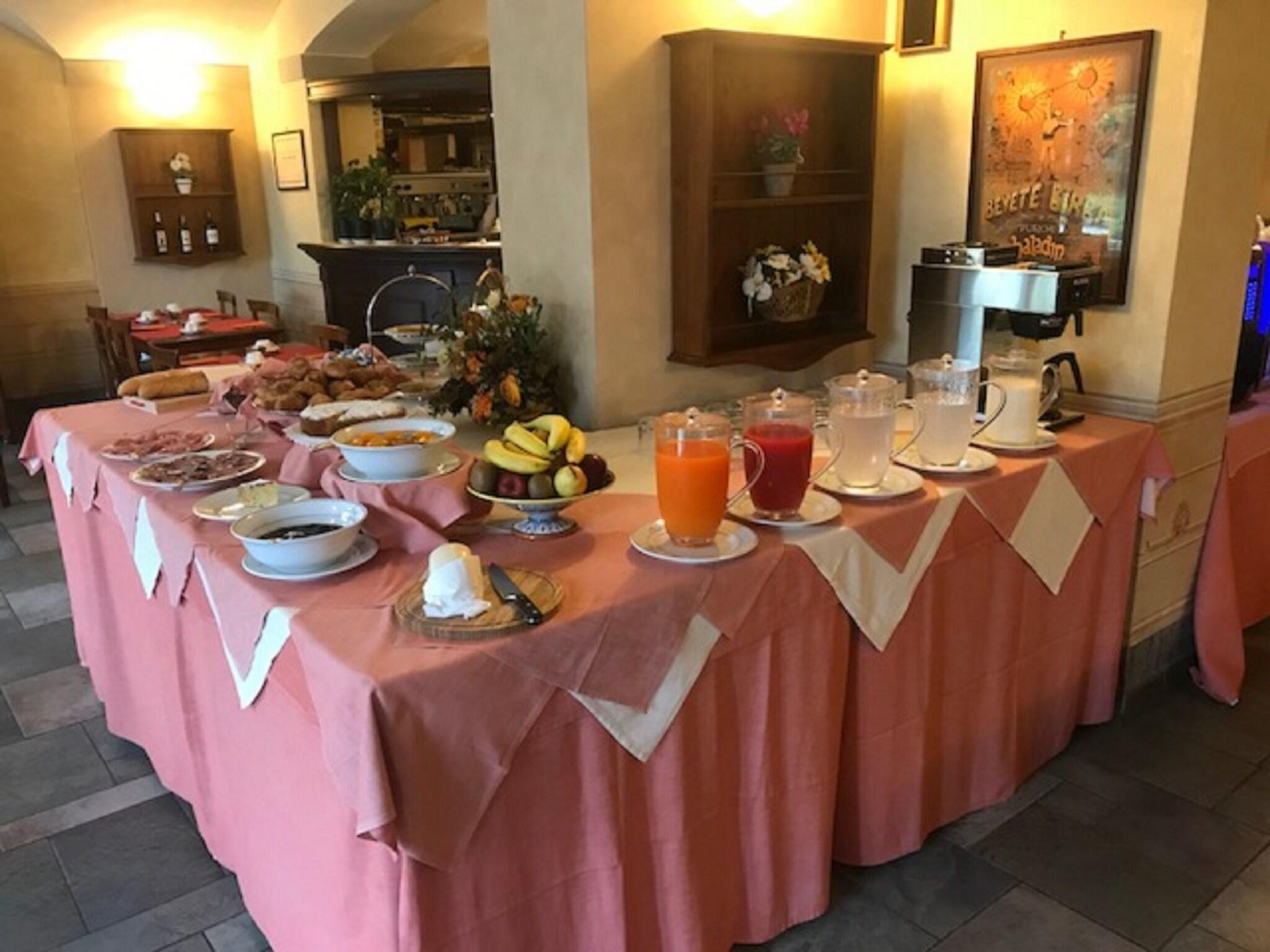 Bar/Salón Borgo Il Melone