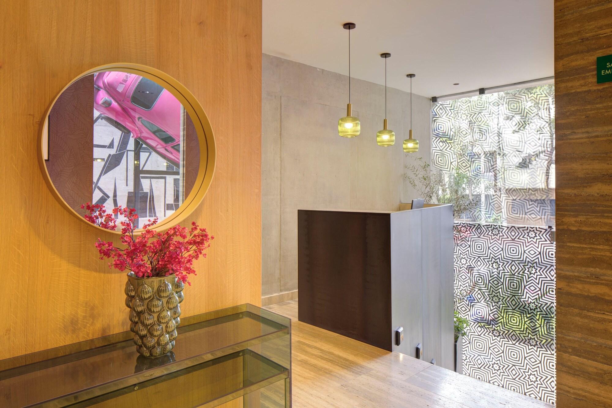 Vista Lobby Ubicuo Mexico City