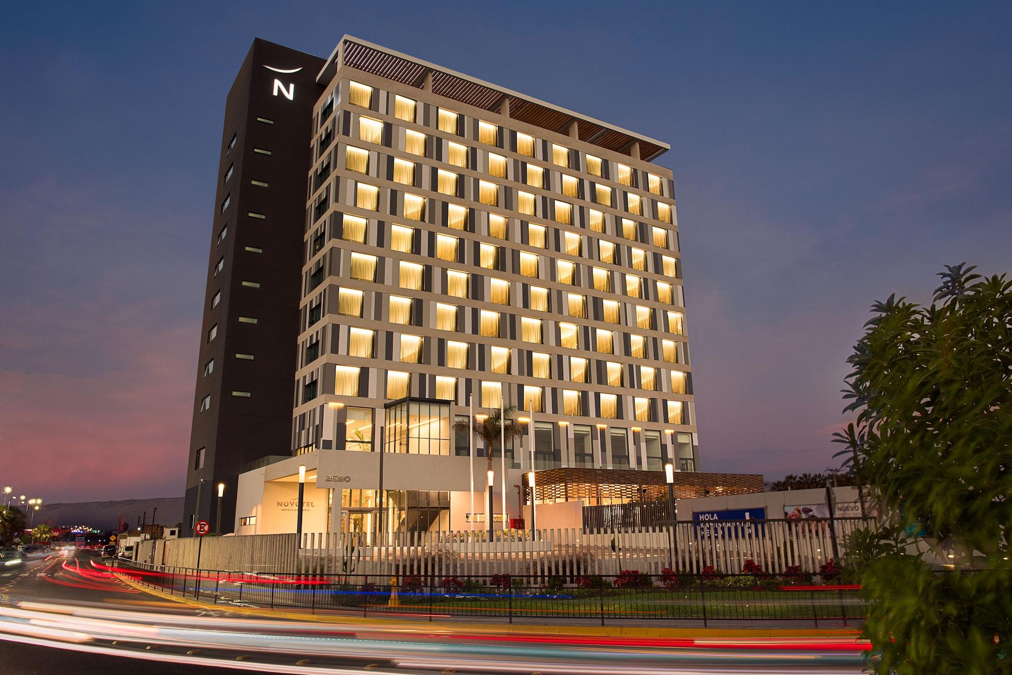 Vista Exterior Novotel Arica