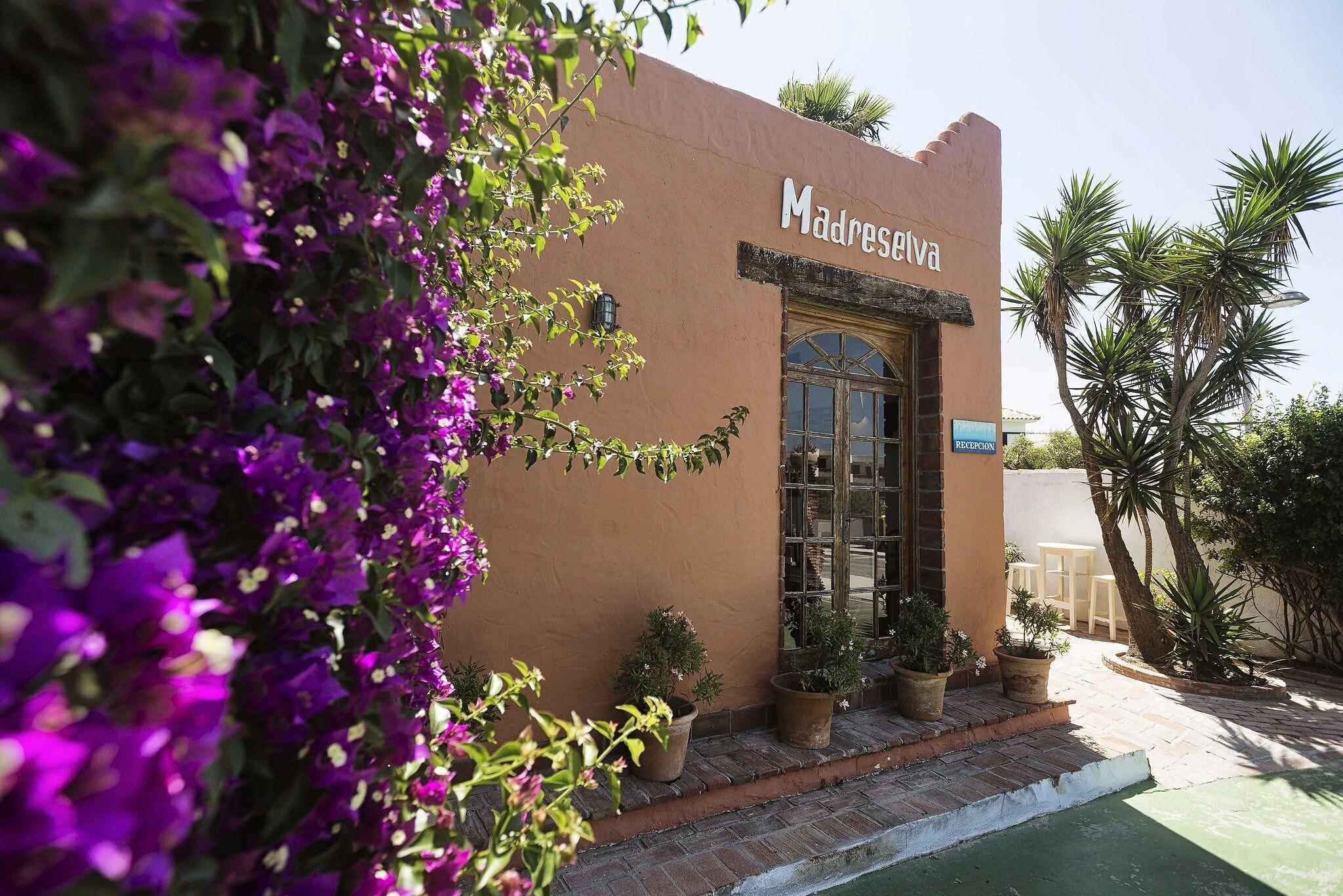 Vista Exterior Hotel Madreselva