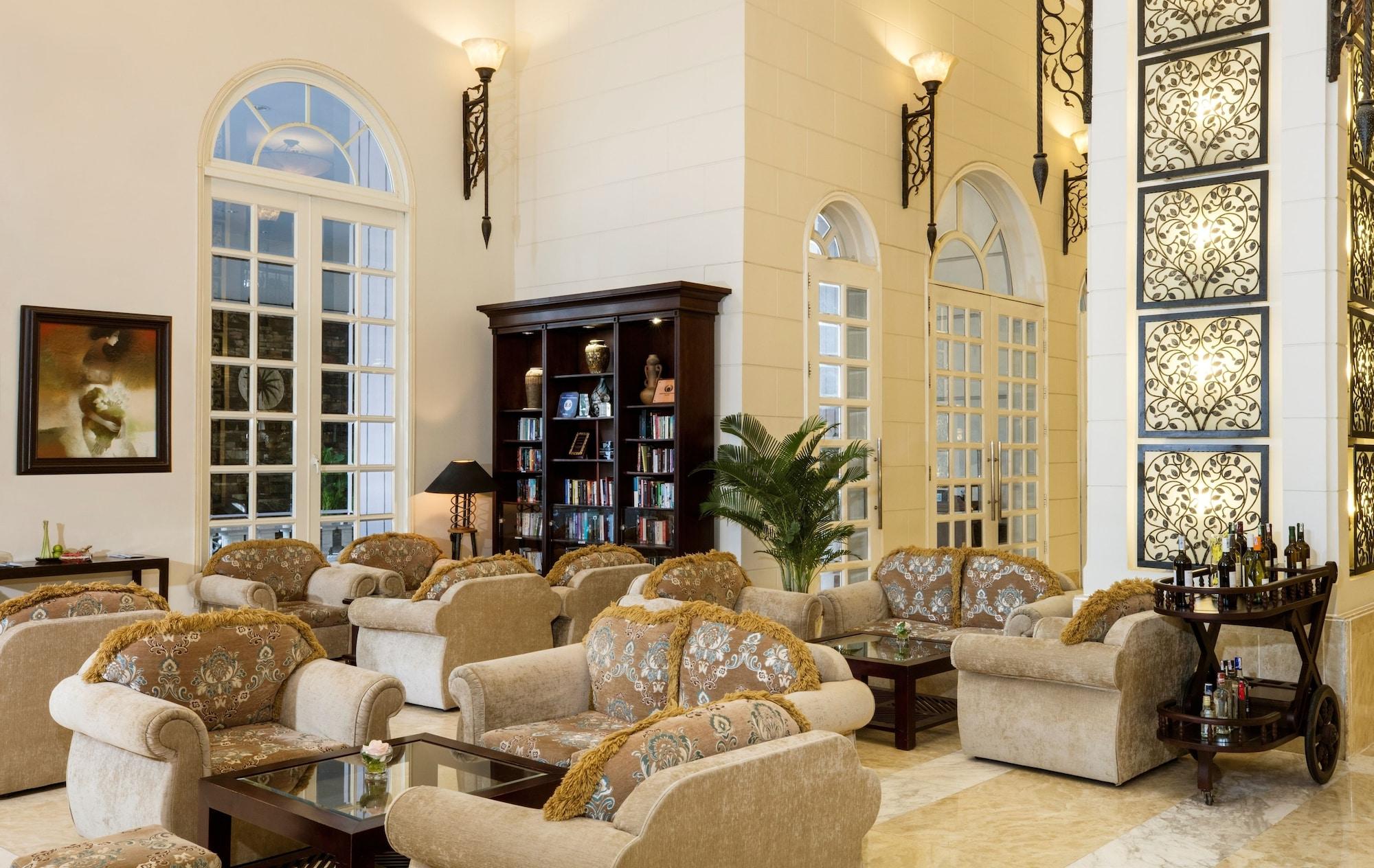 Vista Lobby Sunrise Nha Trang Beach Hotel & Spa