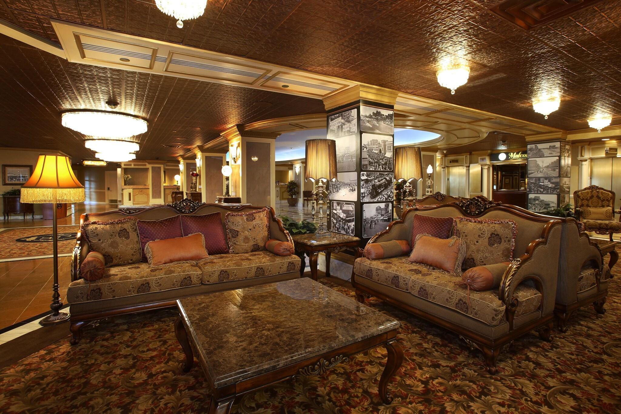 Vista Lobby The Claridge Hotel