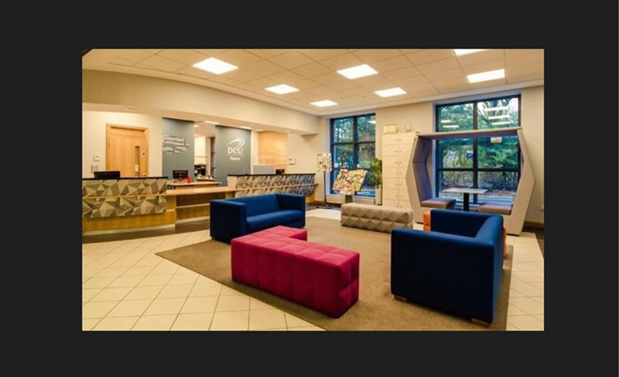 Vista Lobby DCU Apartments