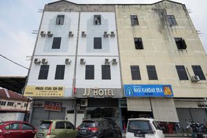 Alojamiento - Dancenter Near Petronas Kampung Koh, Jj Hotel