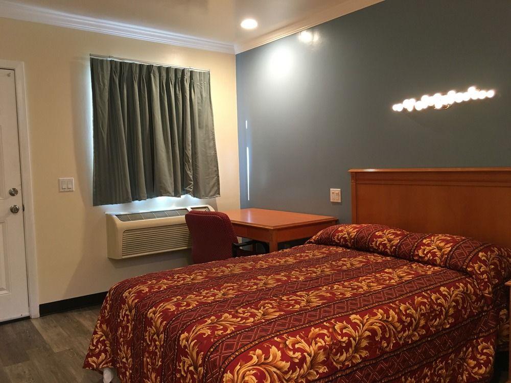 Hotel Lincoln Park Motel