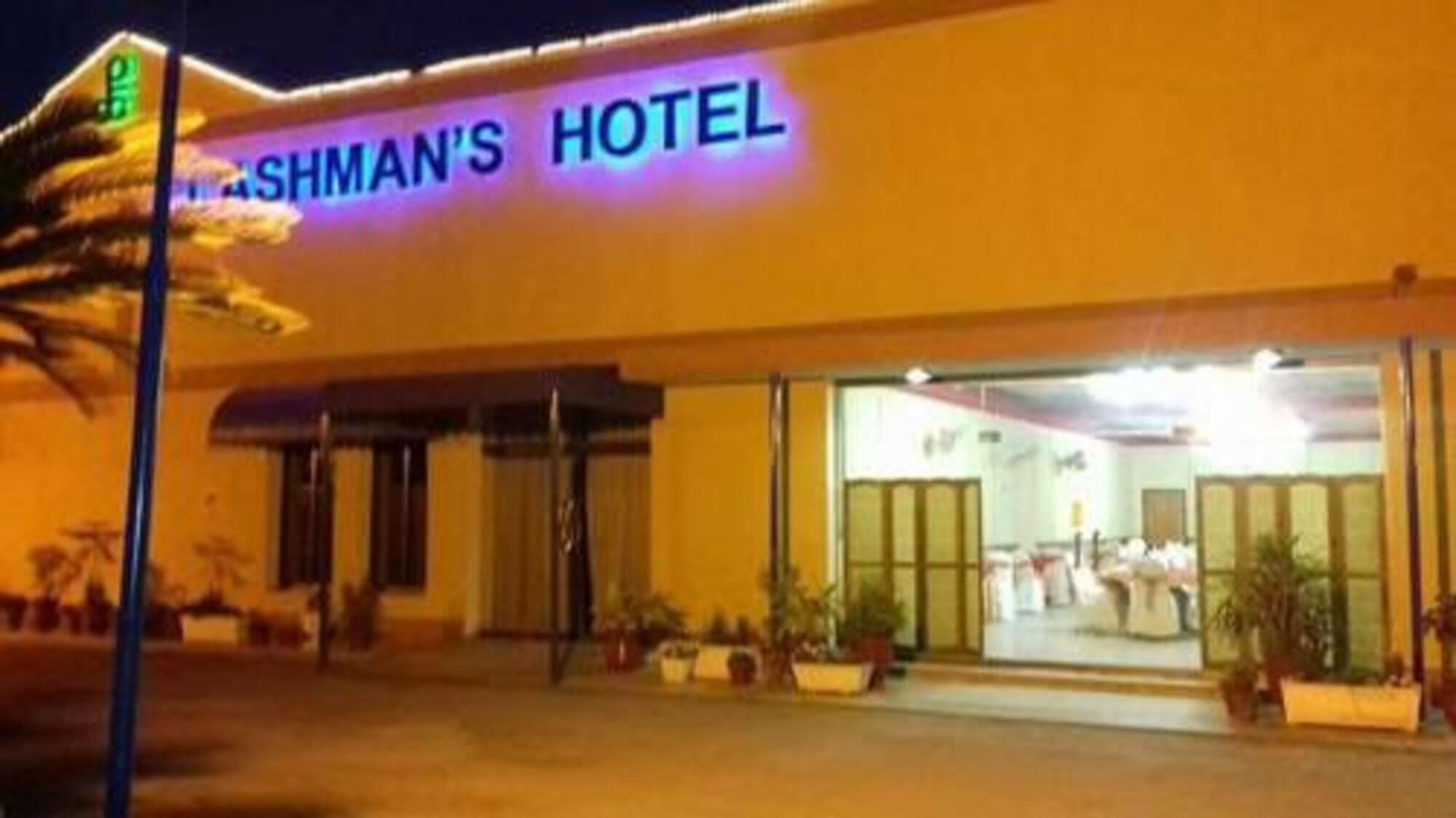 Vista Exterior Flashman's Hotel