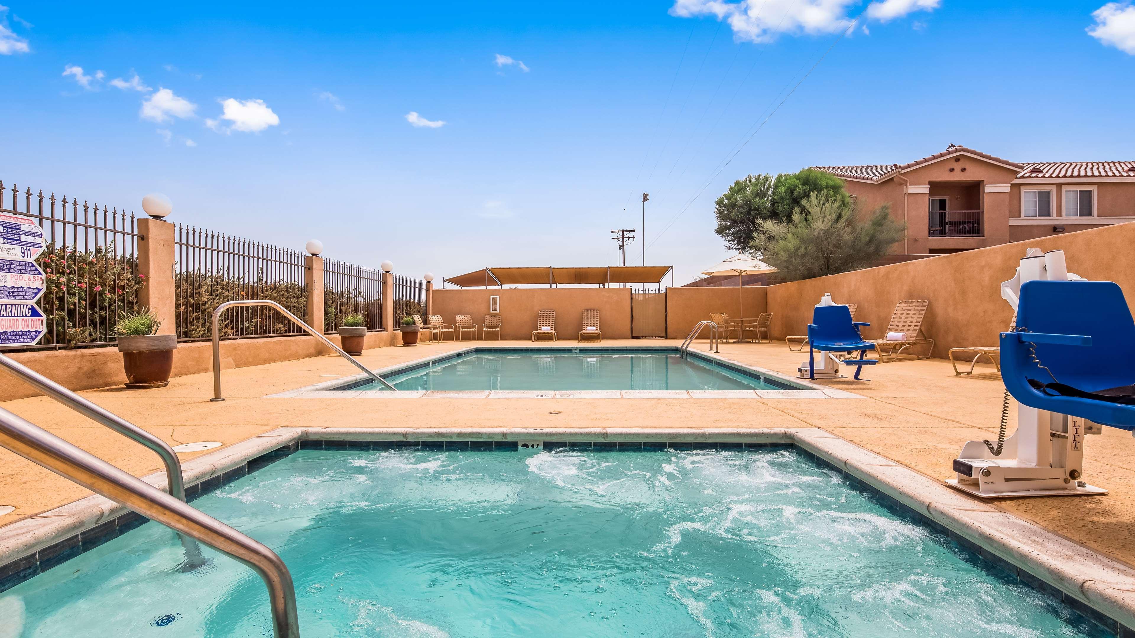 Vista Piscina Best Western Plus Main Street Inn
