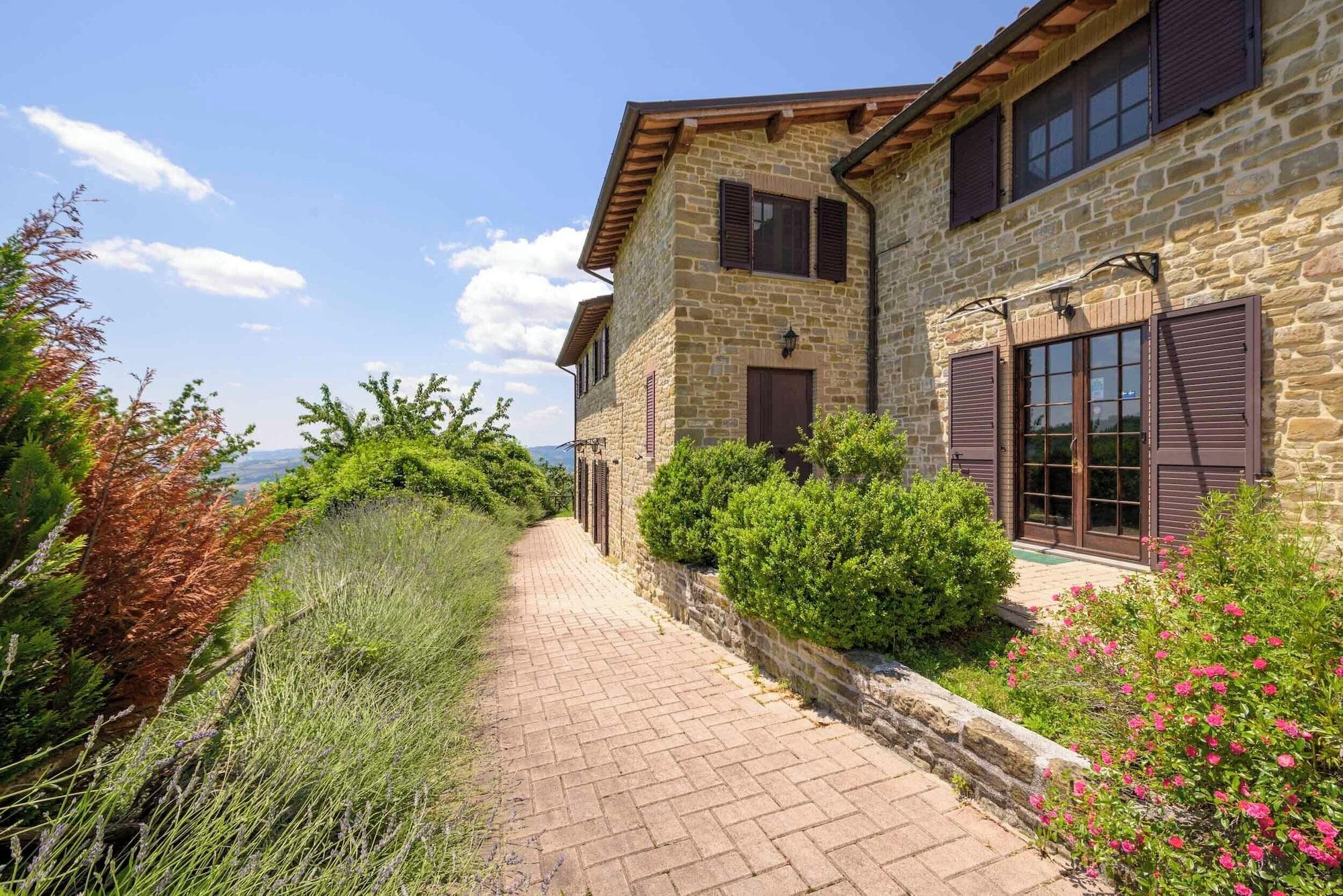 Varios agriturismo Castel d'Alfiolo-Barcomonte
