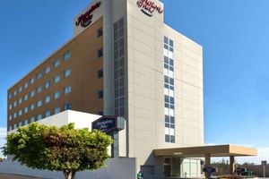 Alojamiento - Hampton Inn by Hilton Irapuato