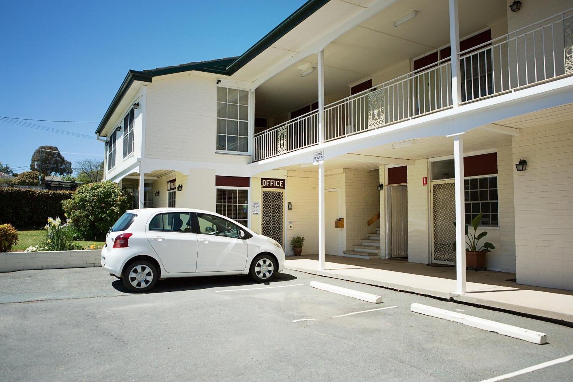 Comodidades del Alojamiento Colonial Lodge Motor Inn Yass