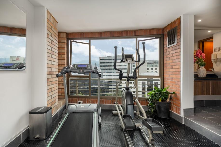 Gimnasio Leblón Suites Hotel