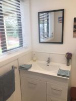 Alquiler Vacacional - Self contained unit. By the beach and golf course  only 2.2 kms to town centre