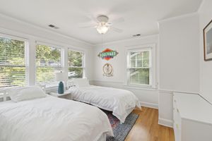 Alquiler Vacacional - Spacious Family Home - Steps from Brookside Shops